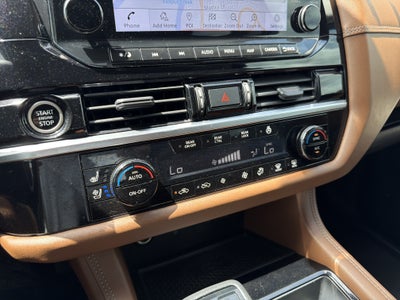 2023 Nissan Pathfinder Platinum