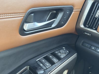 2023 Nissan Pathfinder Platinum