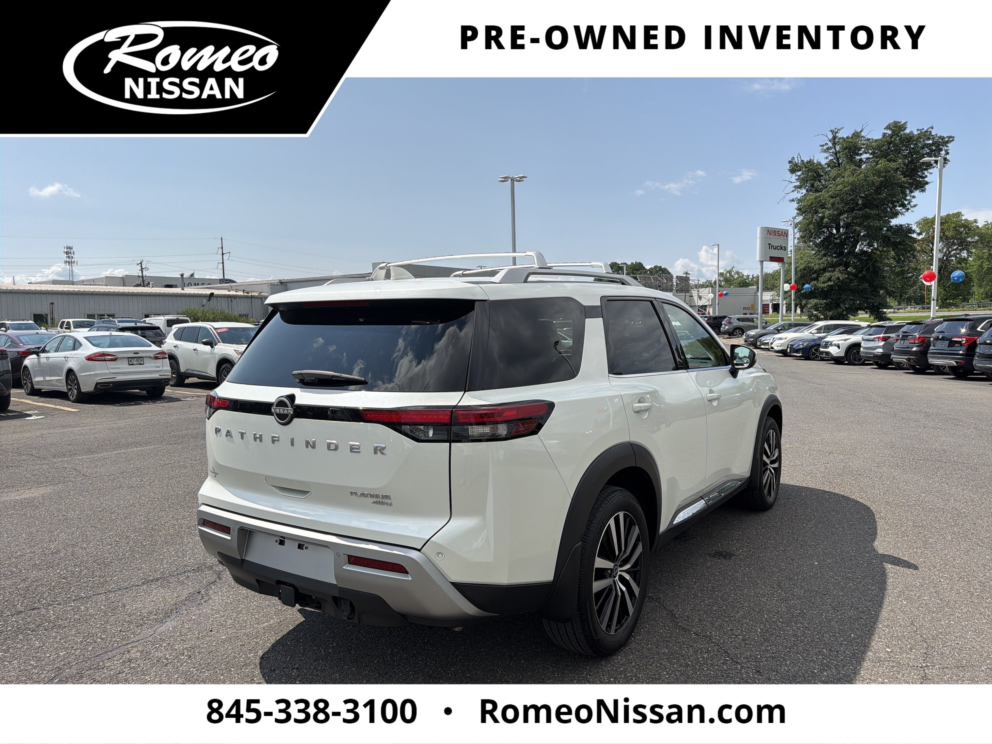 2023 Nissan Pathfinder Platinum
