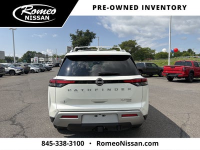 2023 Nissan Pathfinder Platinum