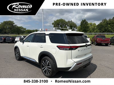 2023 Nissan Pathfinder Platinum