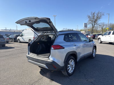2022 Toyota Corolla Cross LE