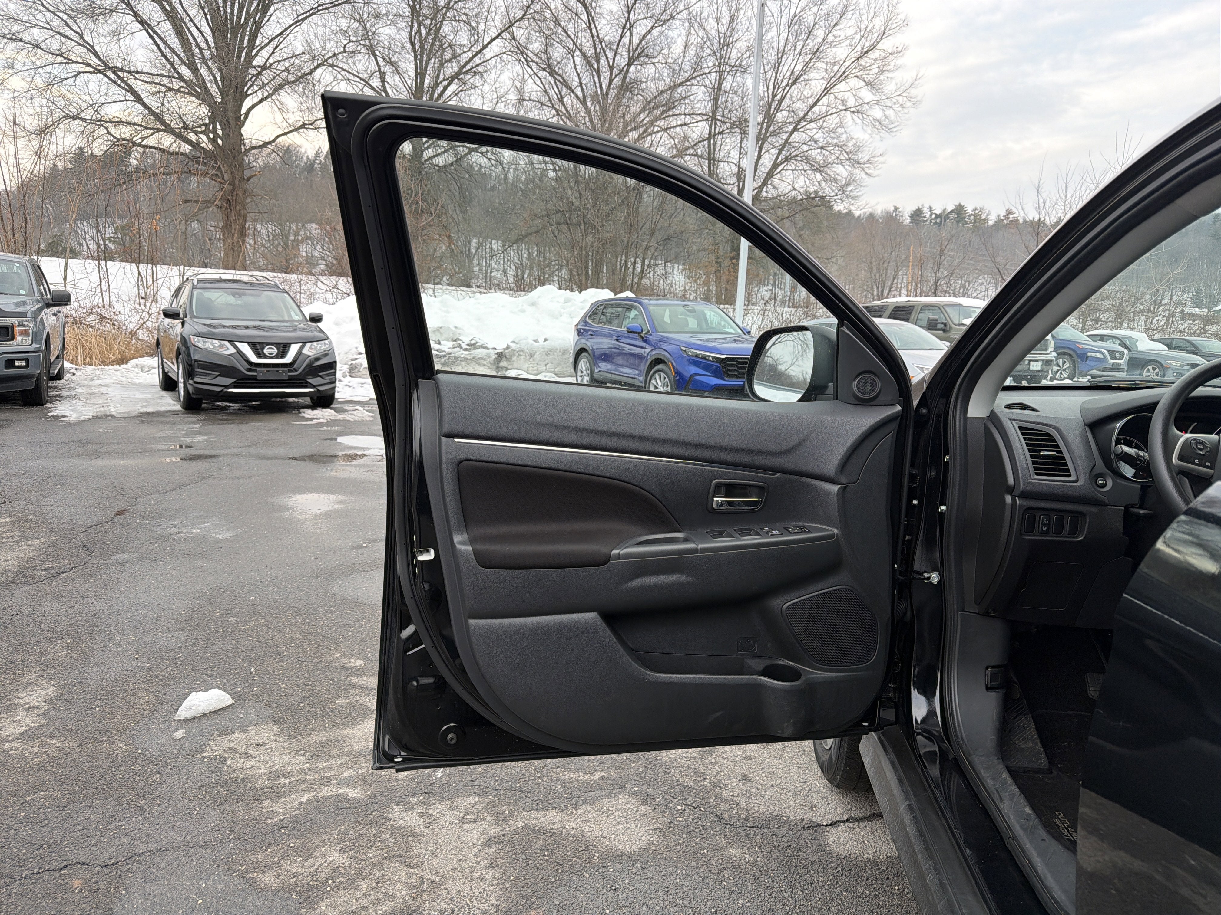 2024 Mitsubishi Outlander Sport 2.0 ES