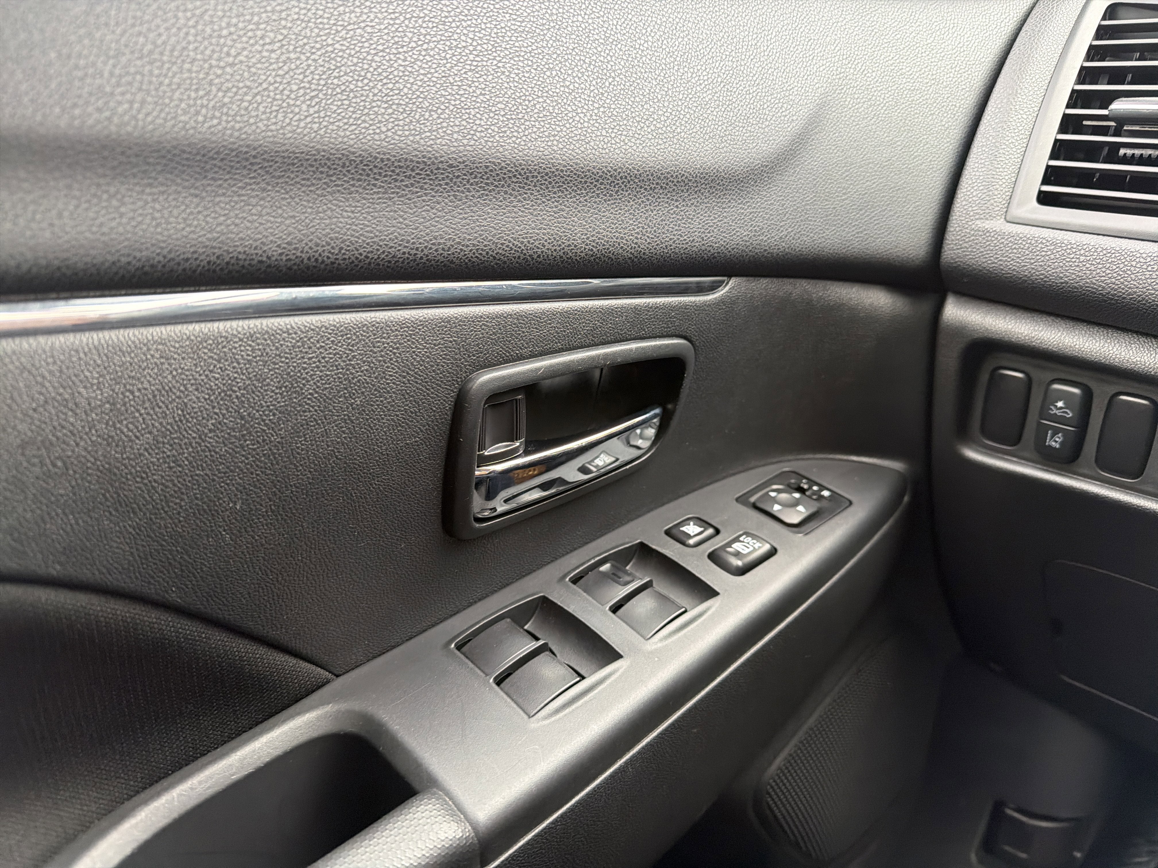 2024 Mitsubishi Outlander Sport 2.0 ES