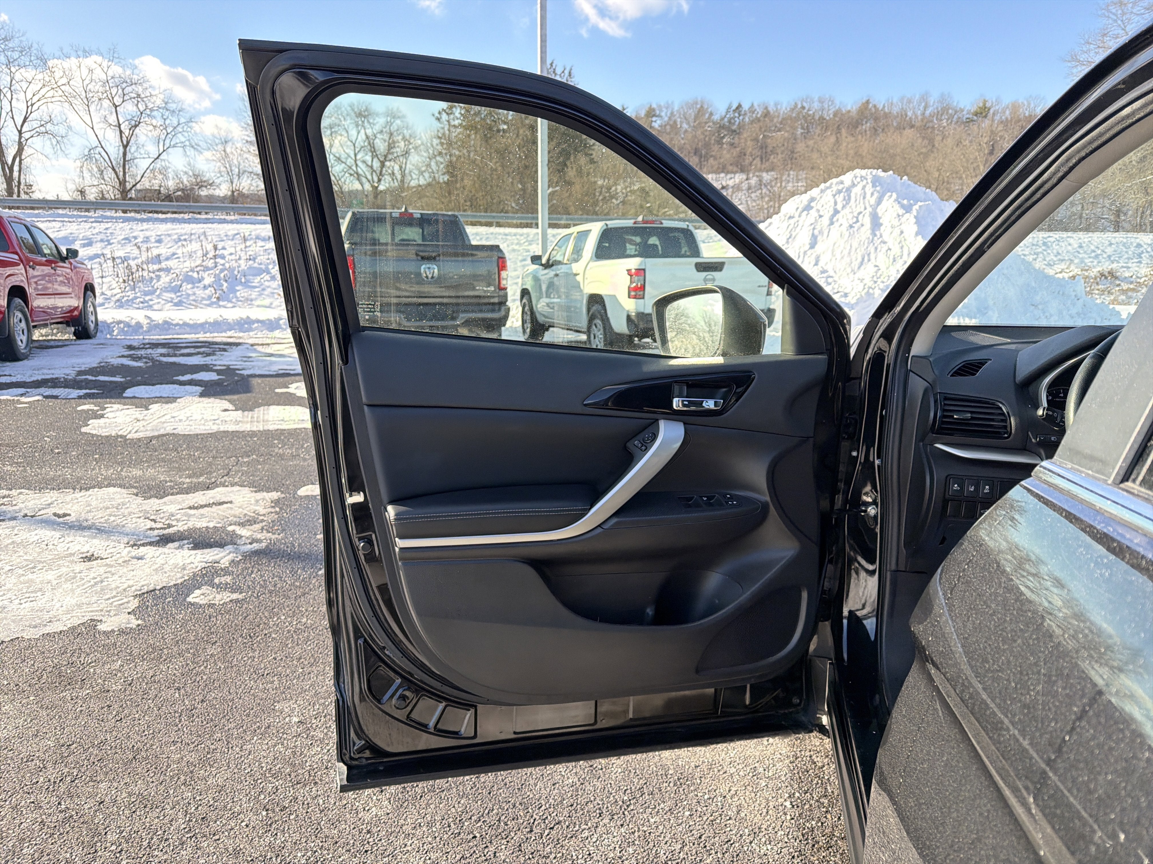 2024 Mitsubishi Eclipse Cross SE