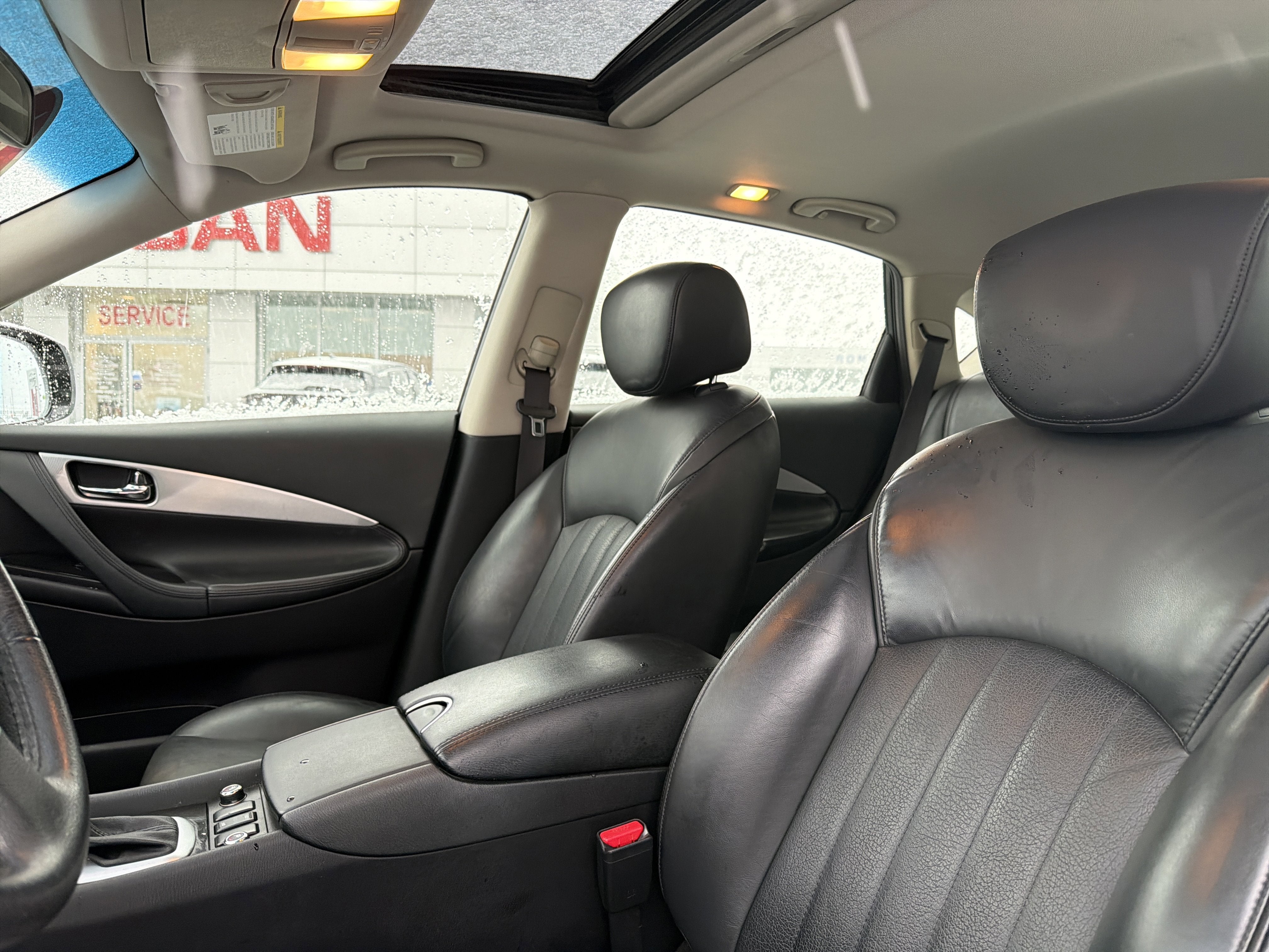 2016 INFINITI QX50 Base