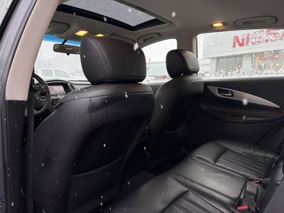 2016 INFINITI QX50 Base