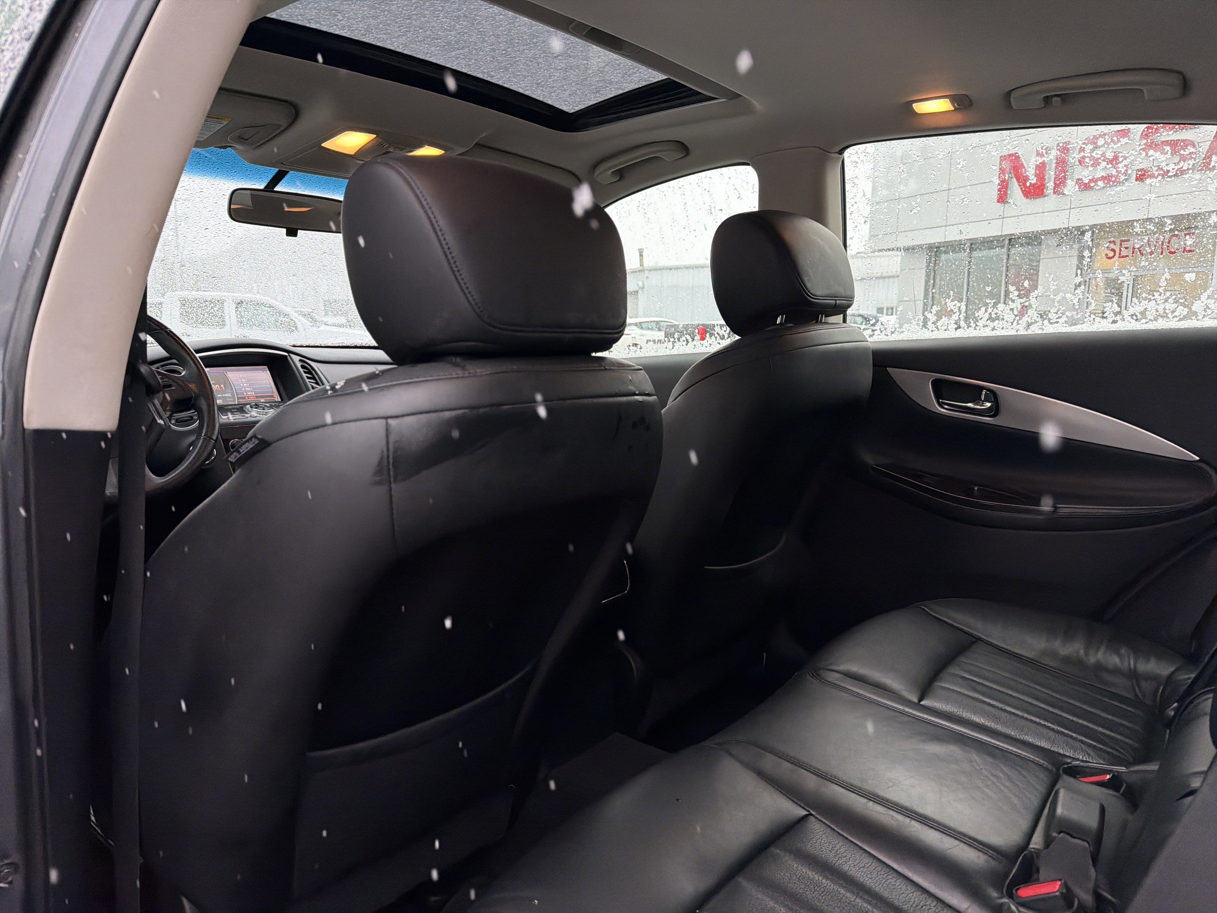 2016 INFINITI QX50 Base