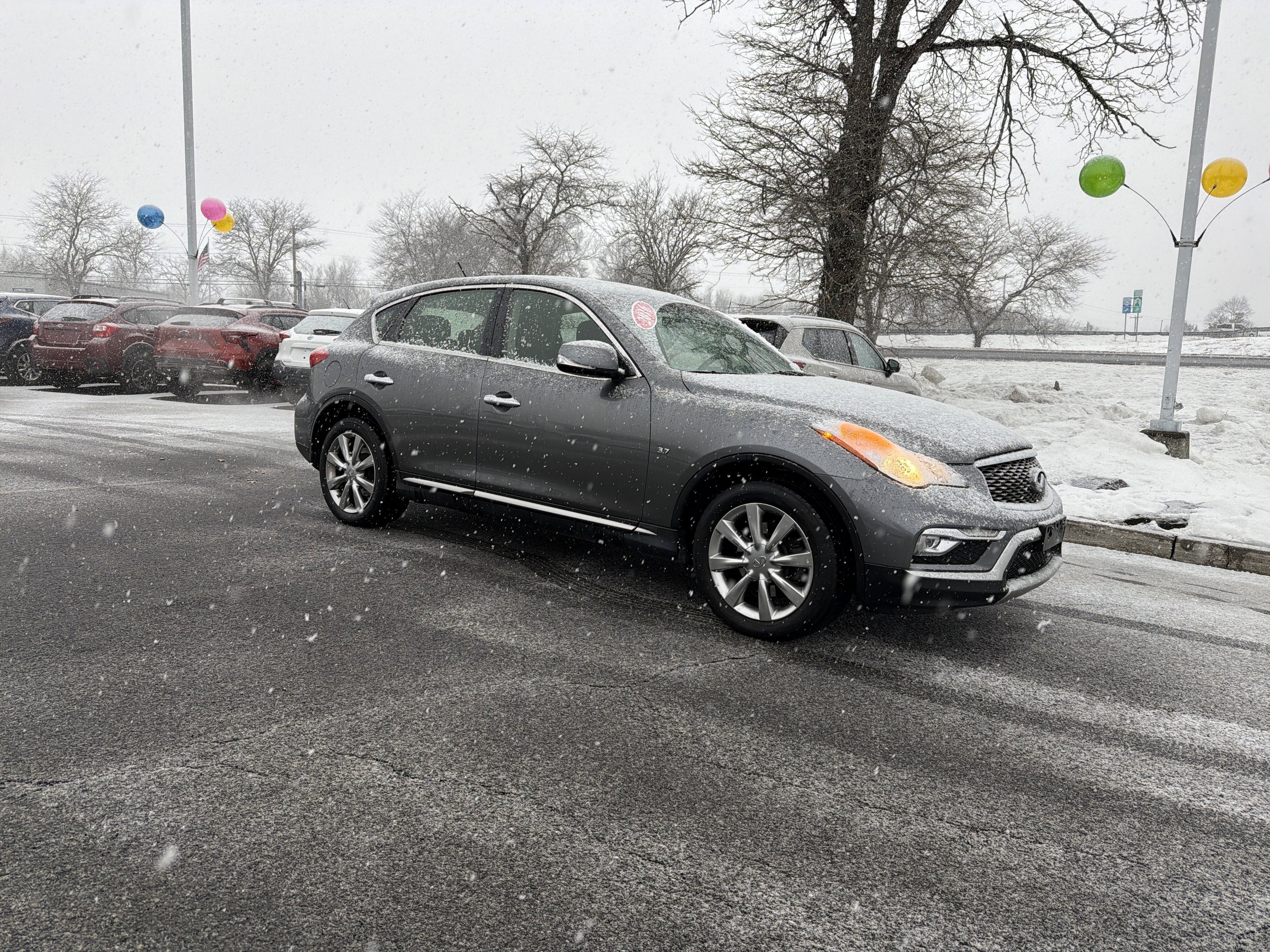 2016 INFINITI QX50 Base