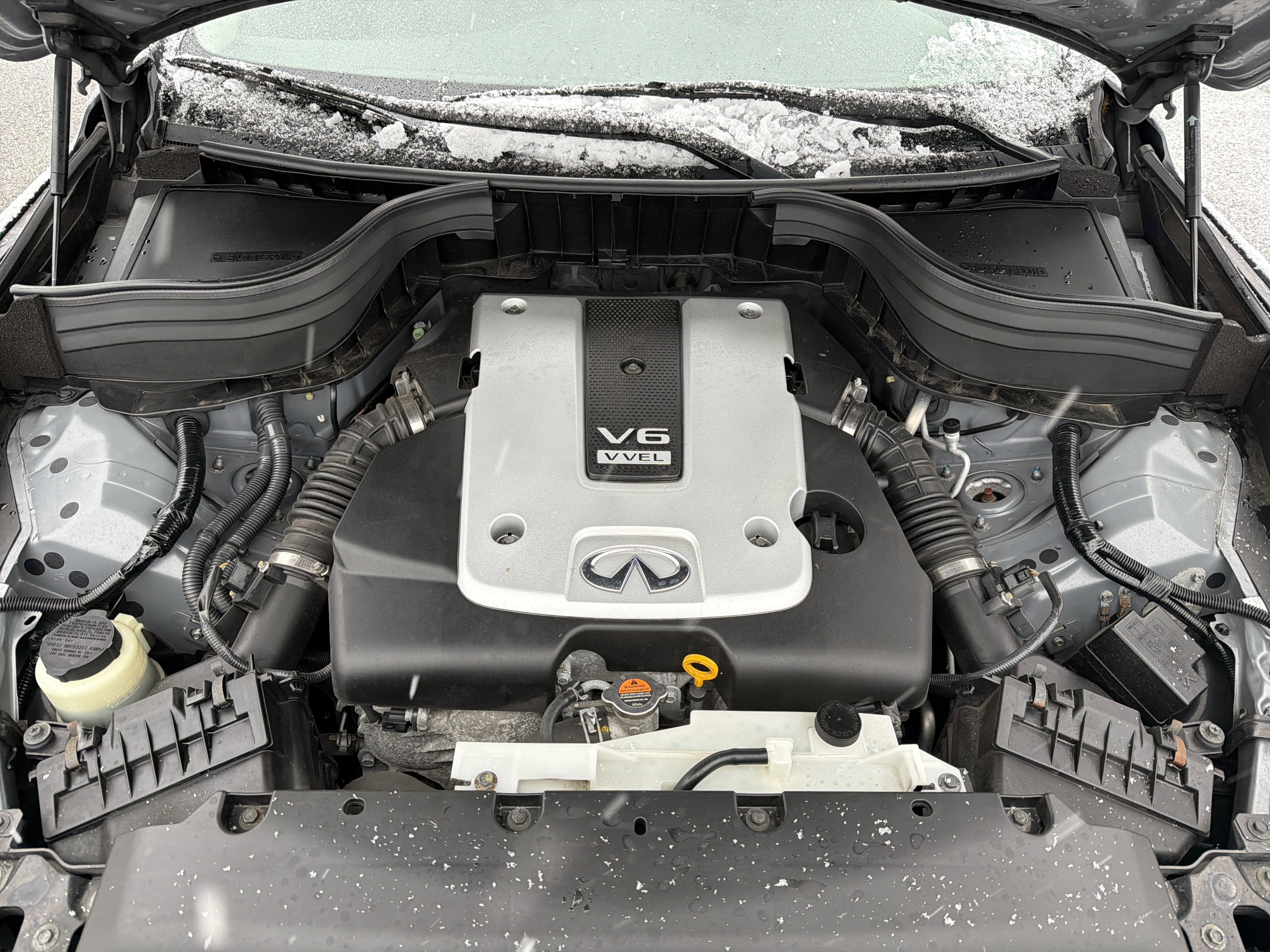 2016 INFINITI QX50 Base