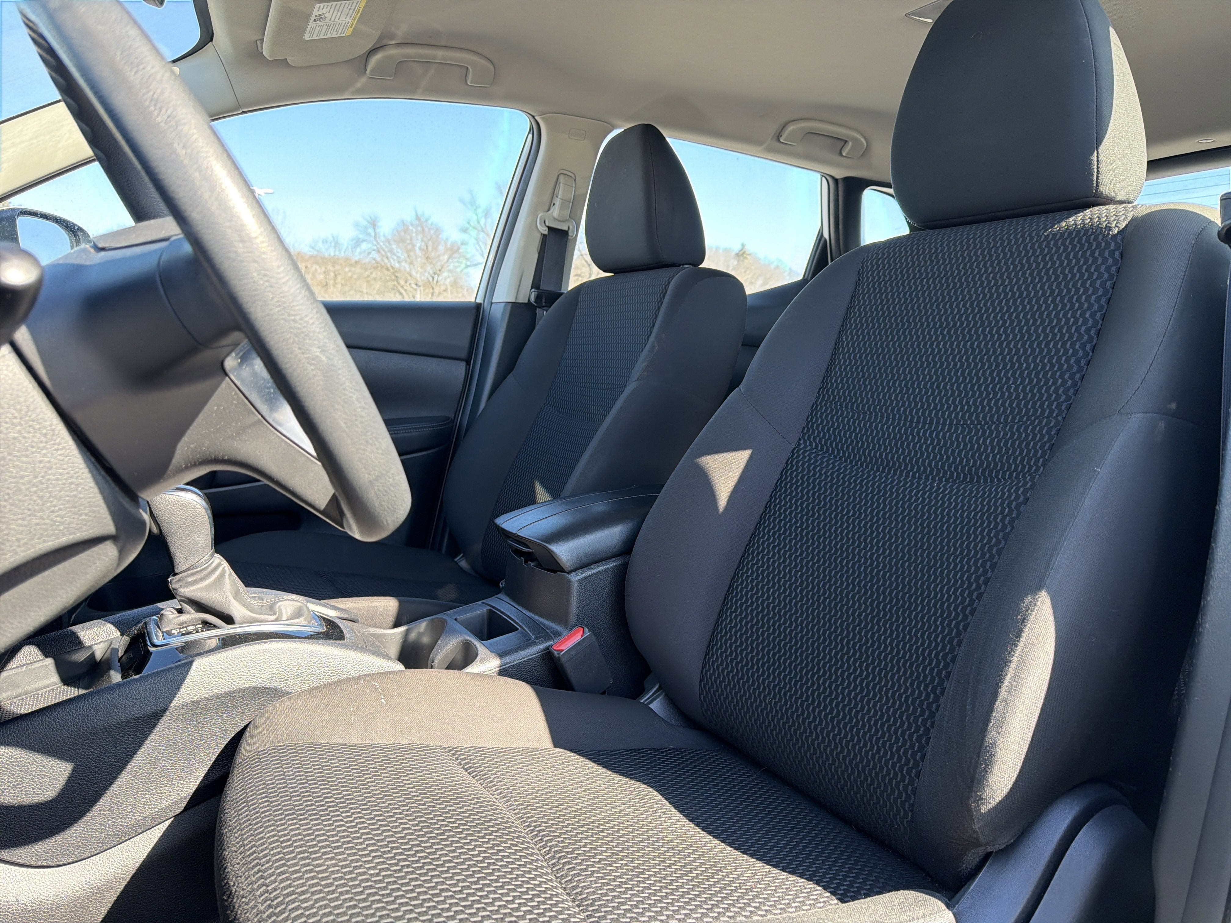 2022 Nissan Rogue Sport S