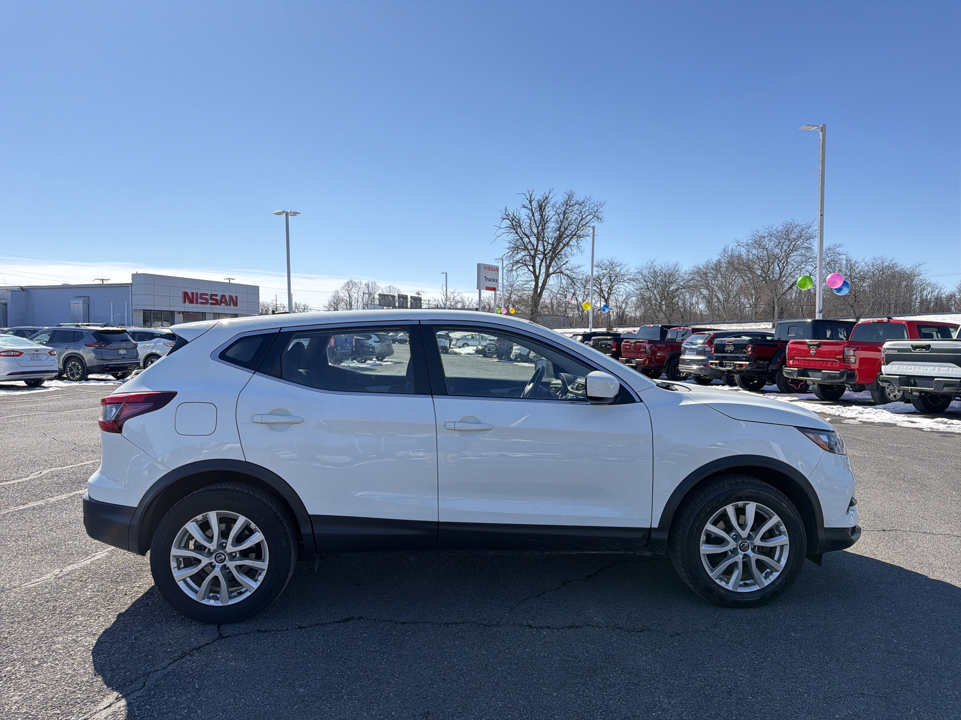 2022 Nissan Rogue Sport S