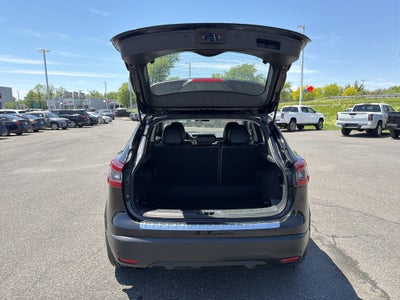 2022 Nissan Rogue Sport SV