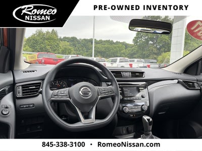 2017 Nissan Rogue Sport SV