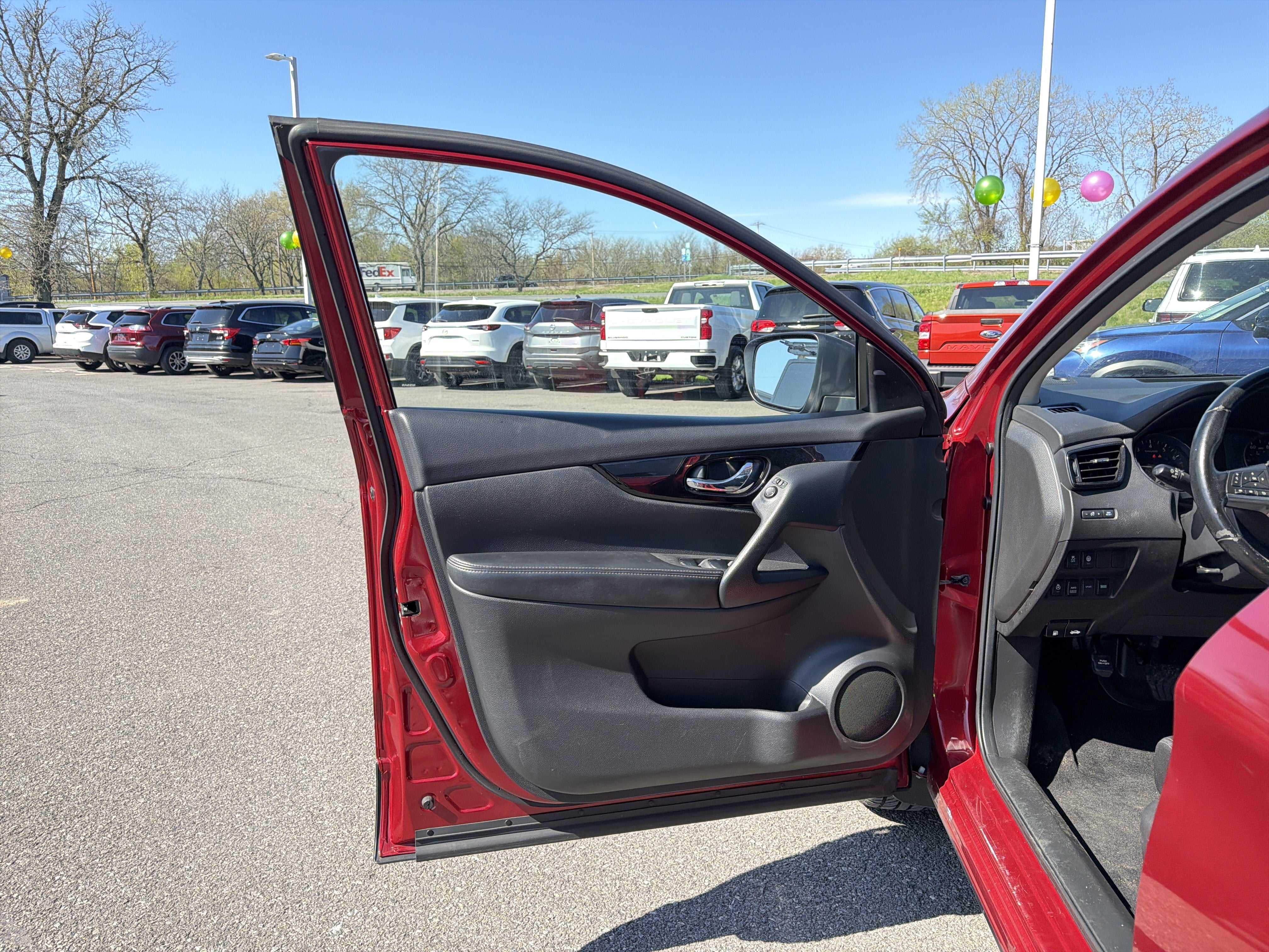 2020 Nissan Rogue Sport SV