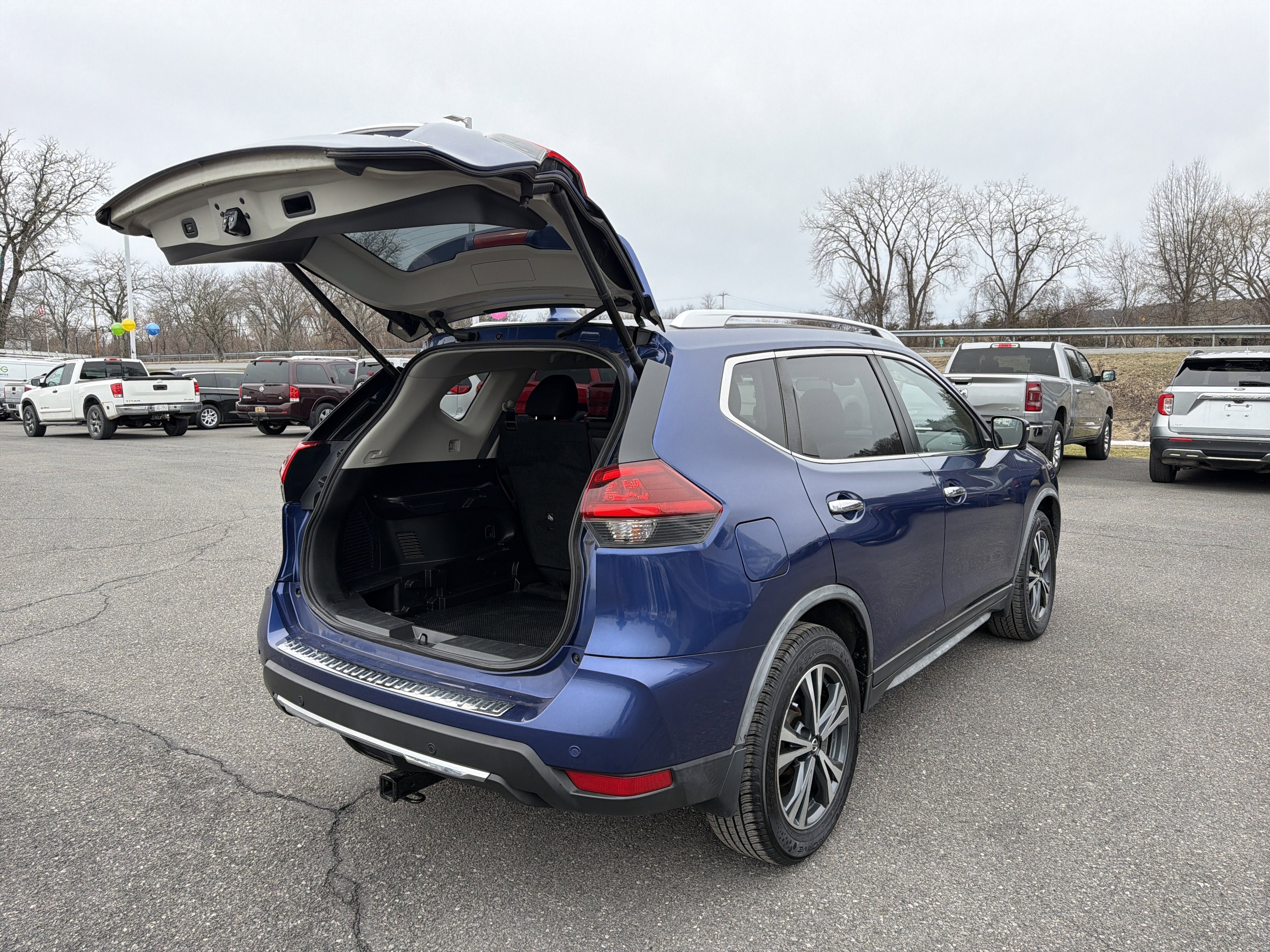 2020 Nissan Rogue SV