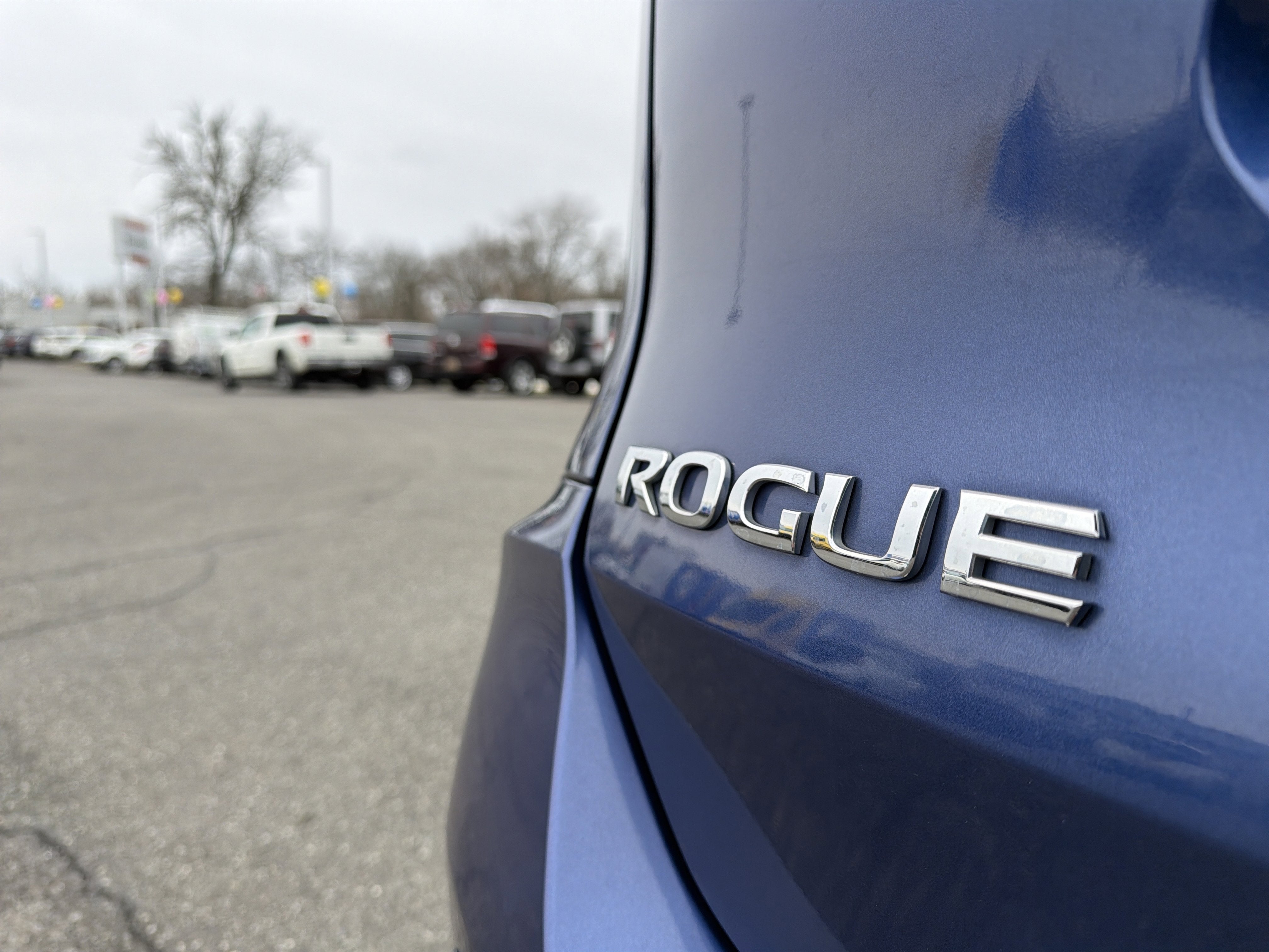 2020 Nissan Rogue SV