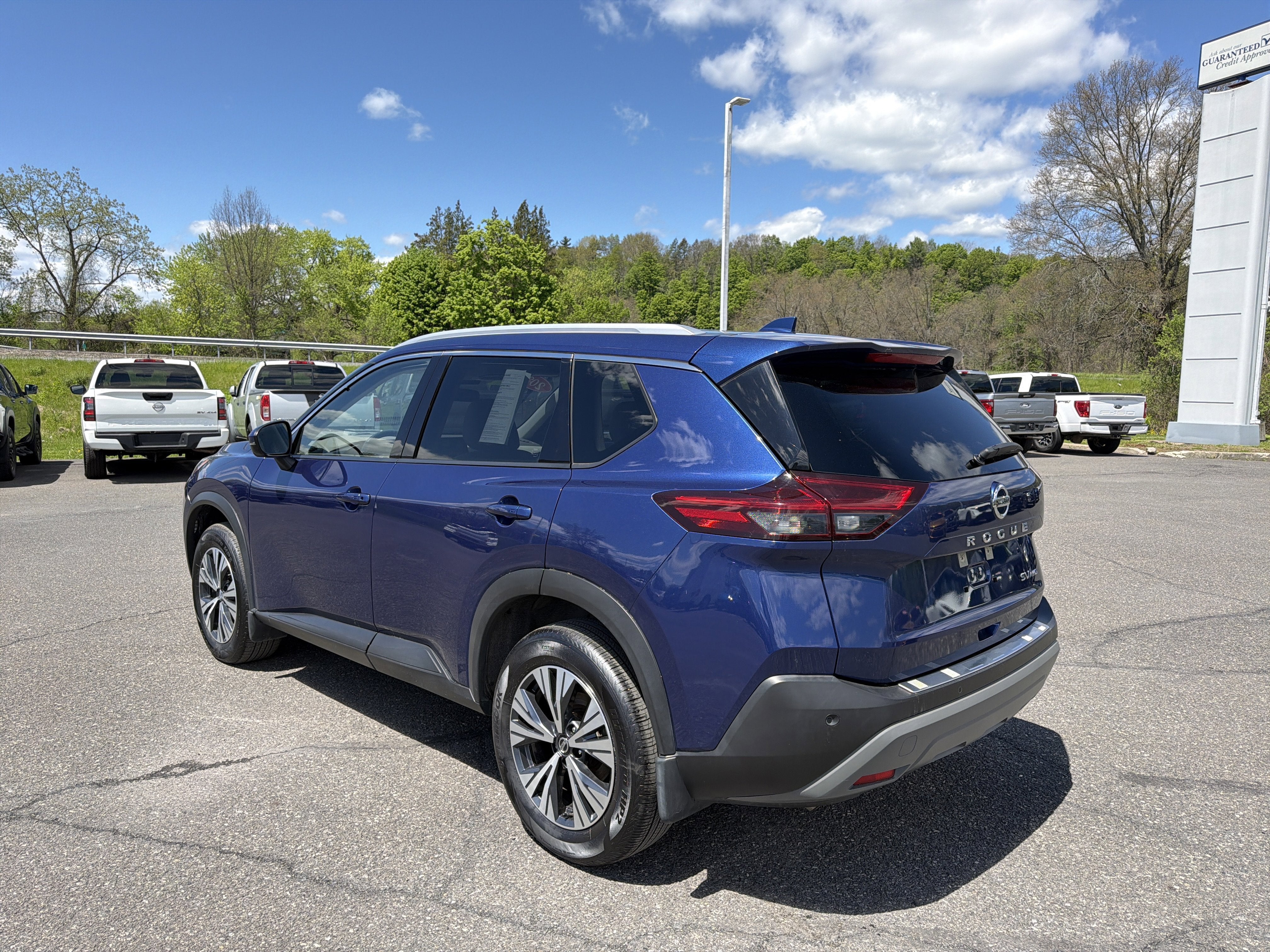 2021 Nissan Rogue SV