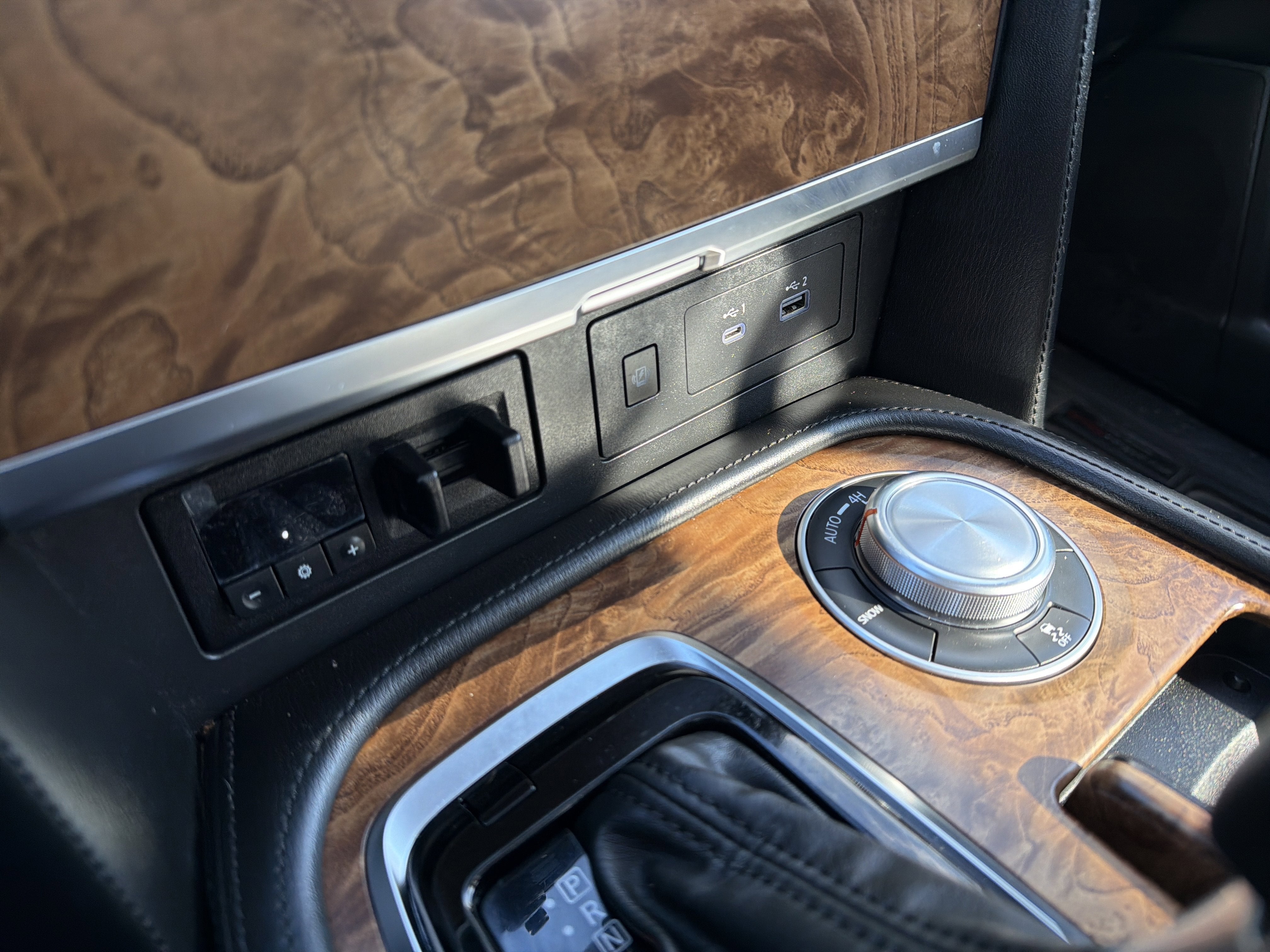 2022 Nissan Armada SL