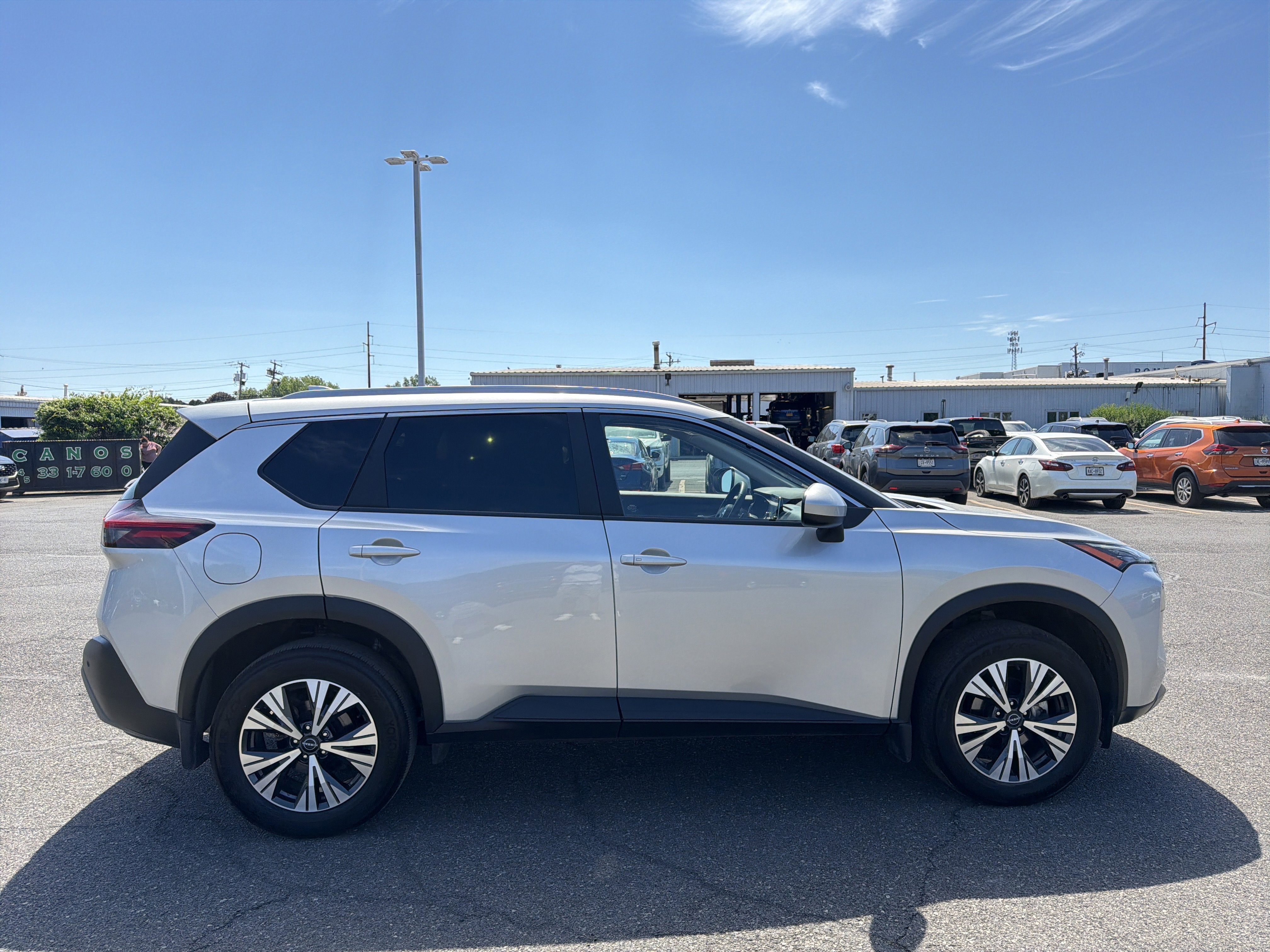 2023 Nissan Rogue SV