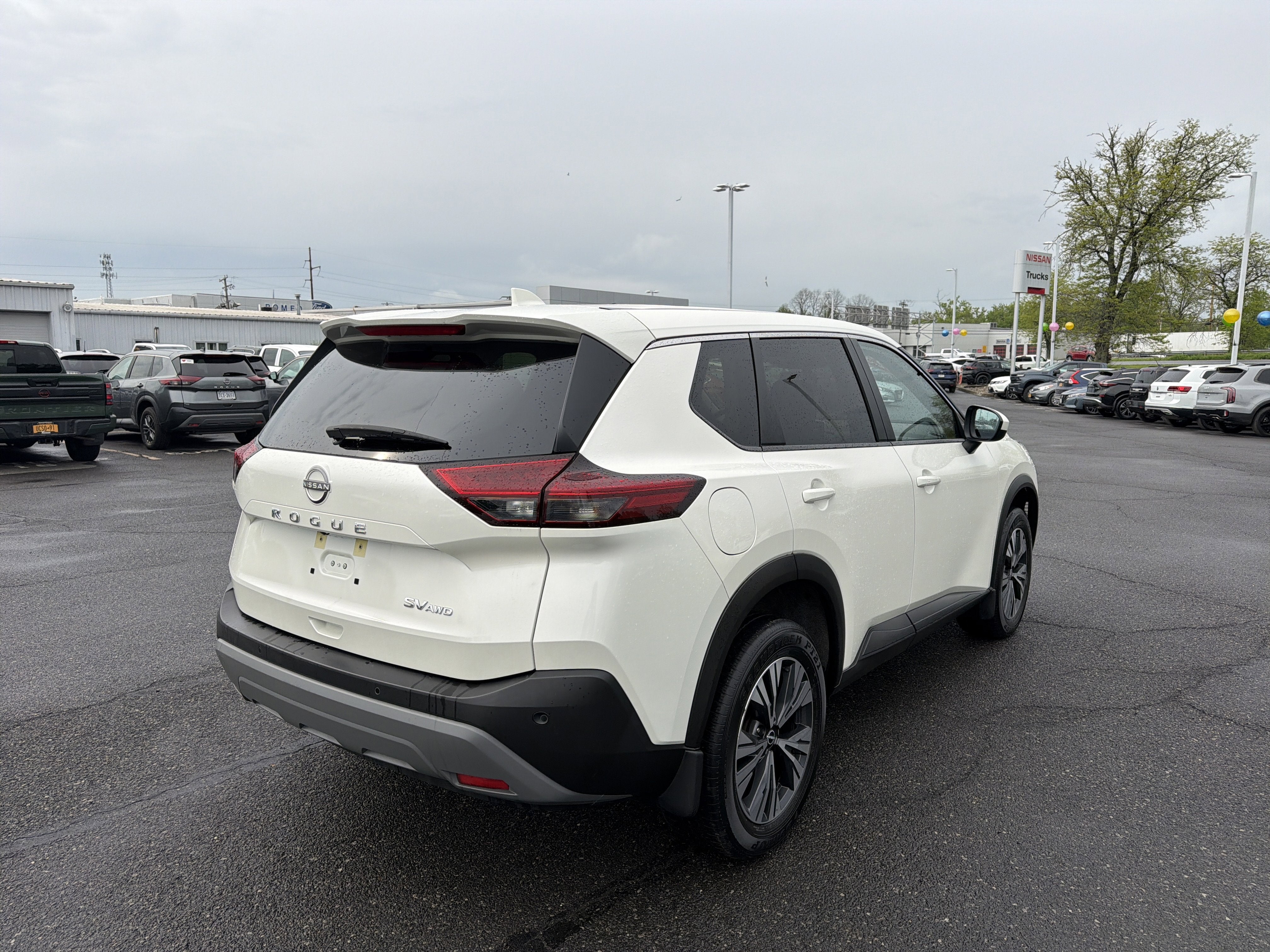 2023 Nissan Rogue SV