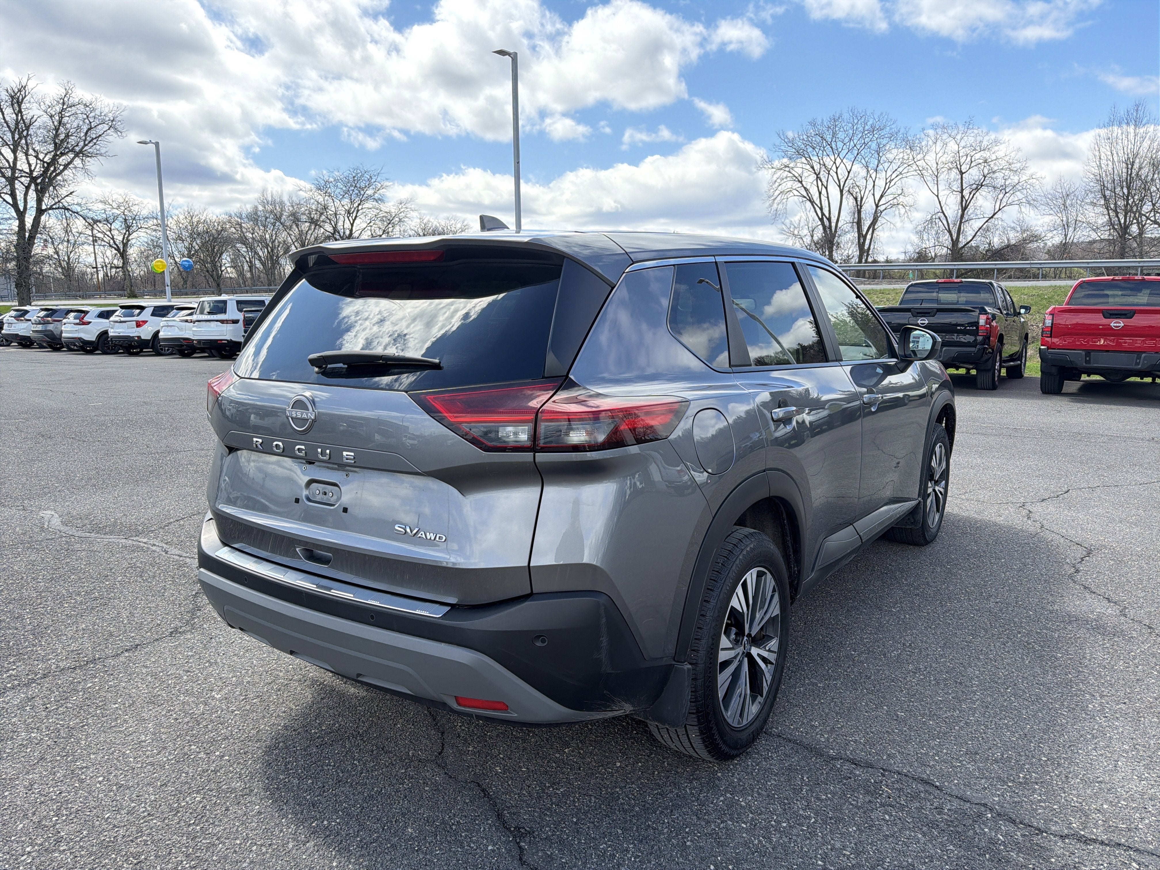 2023 Nissan Rogue SV