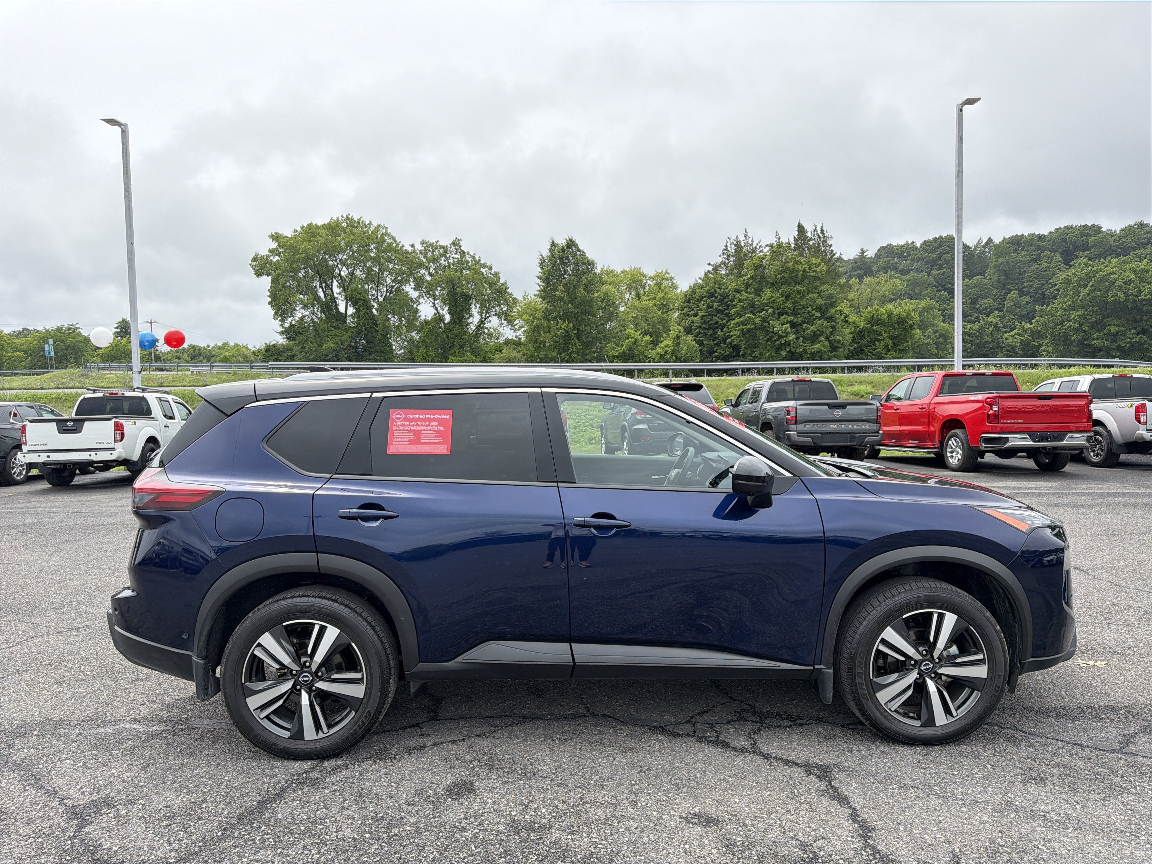 2025 Nissan Rogue SL