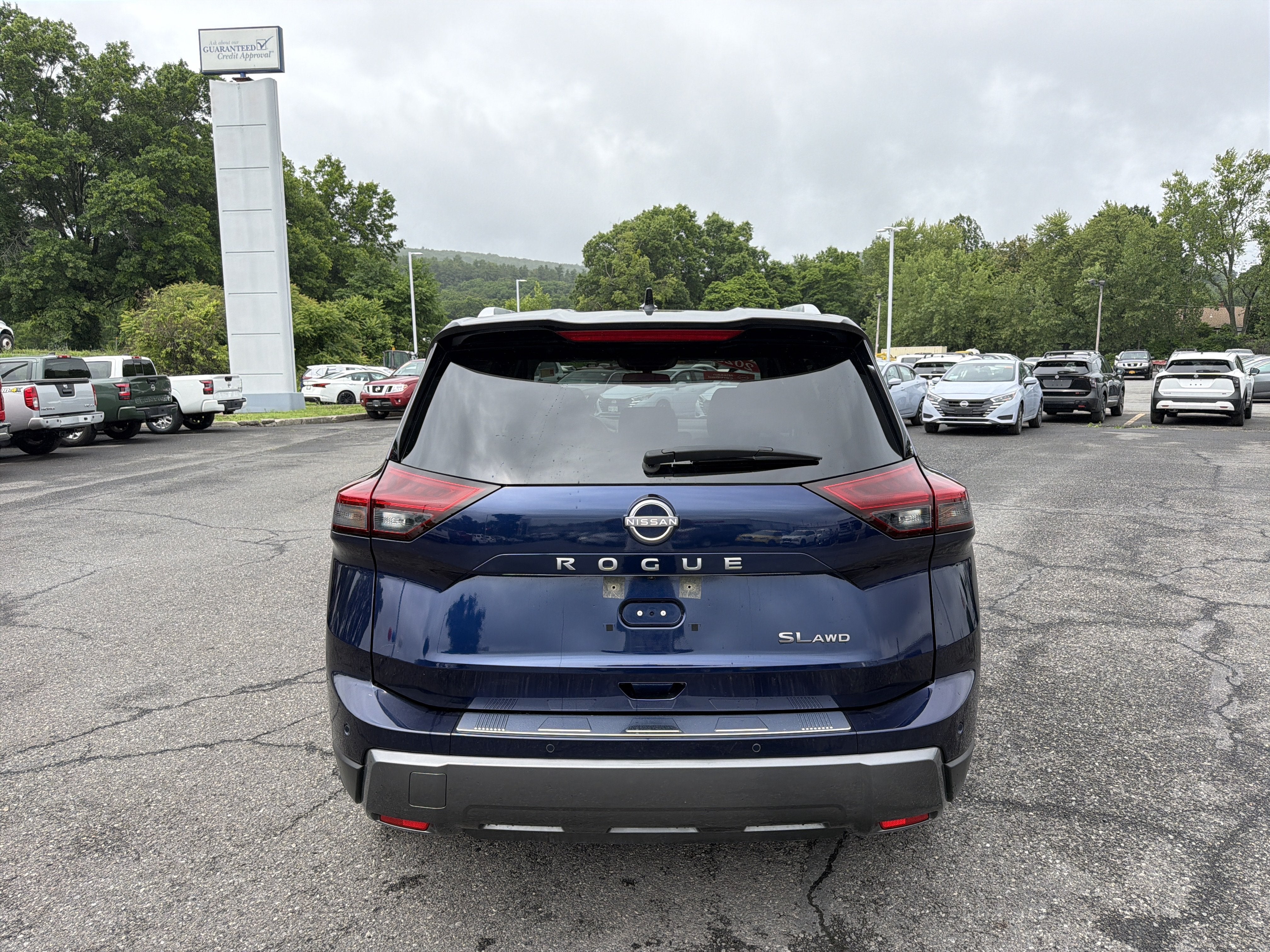 2025 Nissan Rogue SL