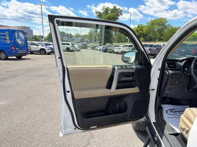 2014 Toyota 4Runner SR5