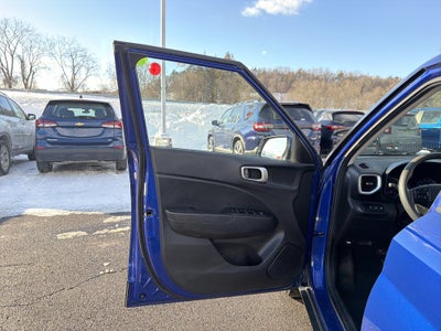 2021 Hyundai Venue SE