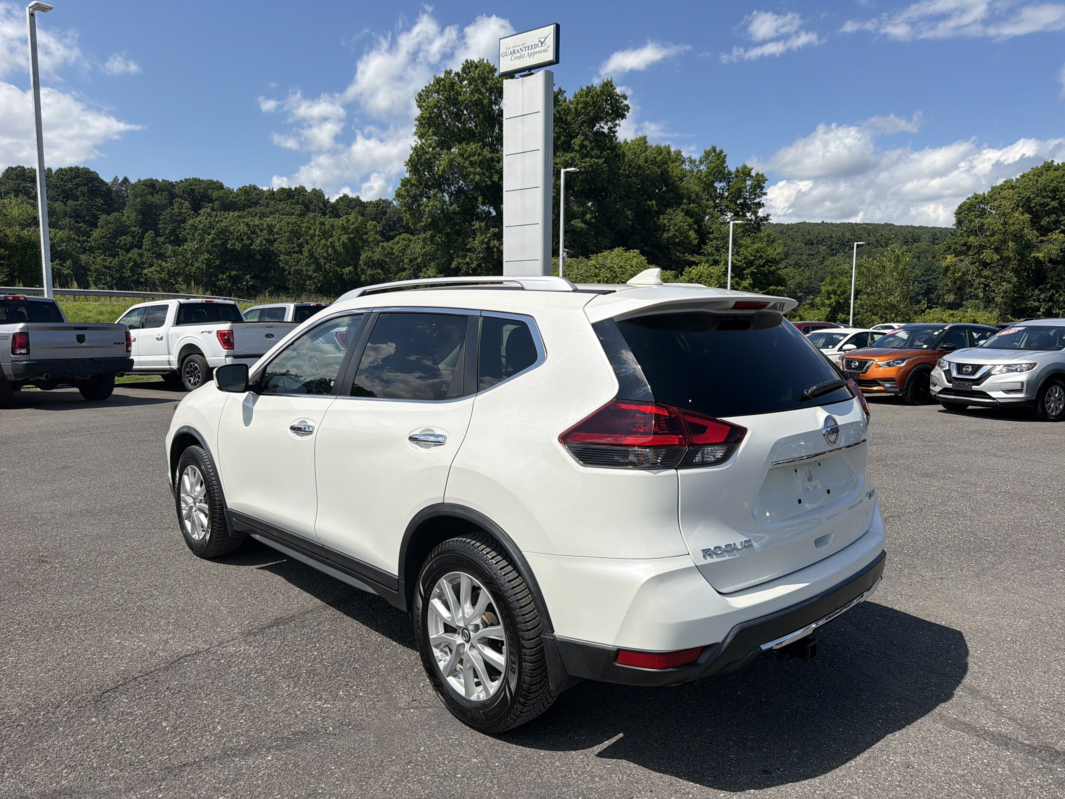 2018 Nissan Rogue SV