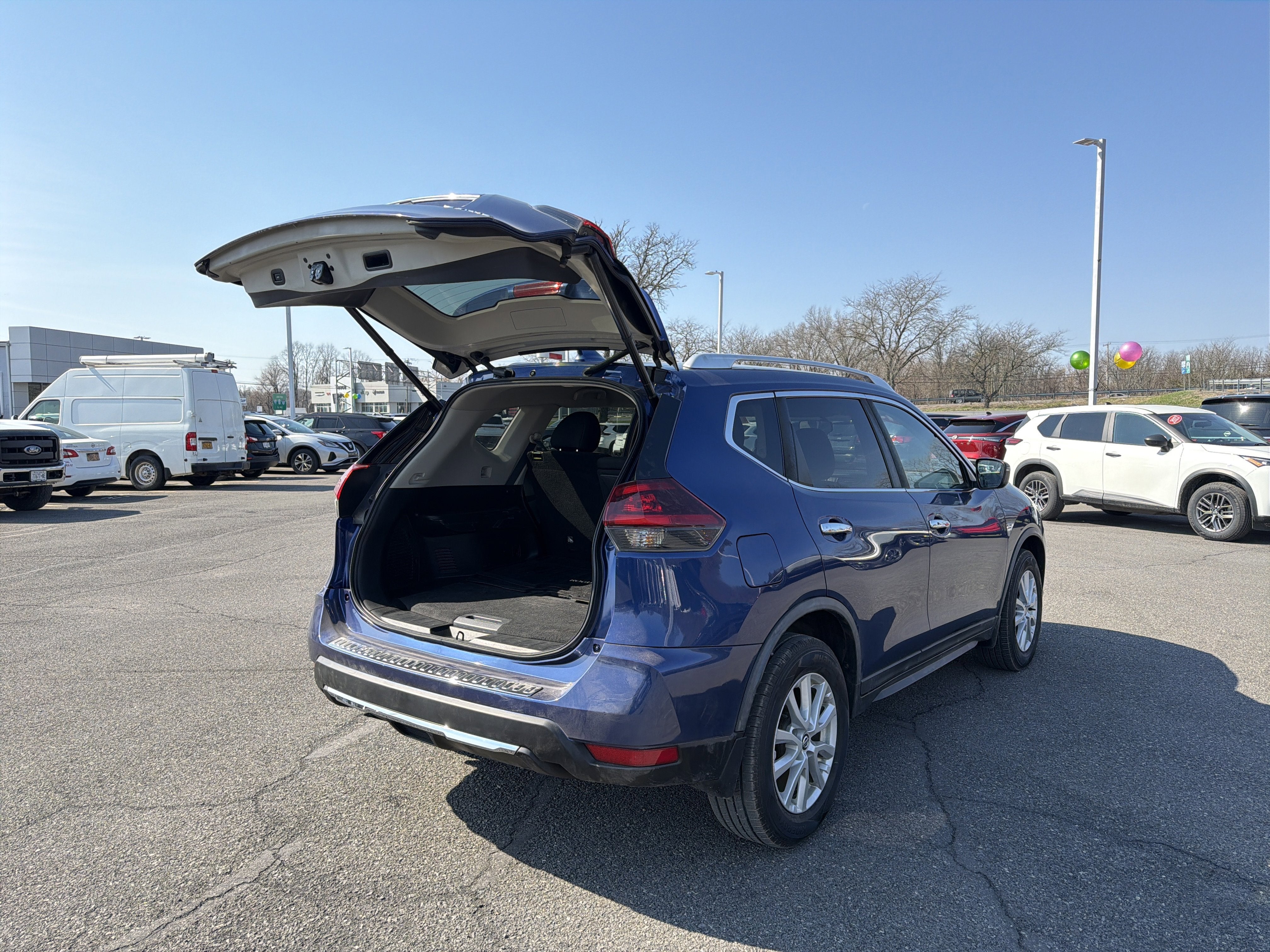 2018 Nissan Rogue SV