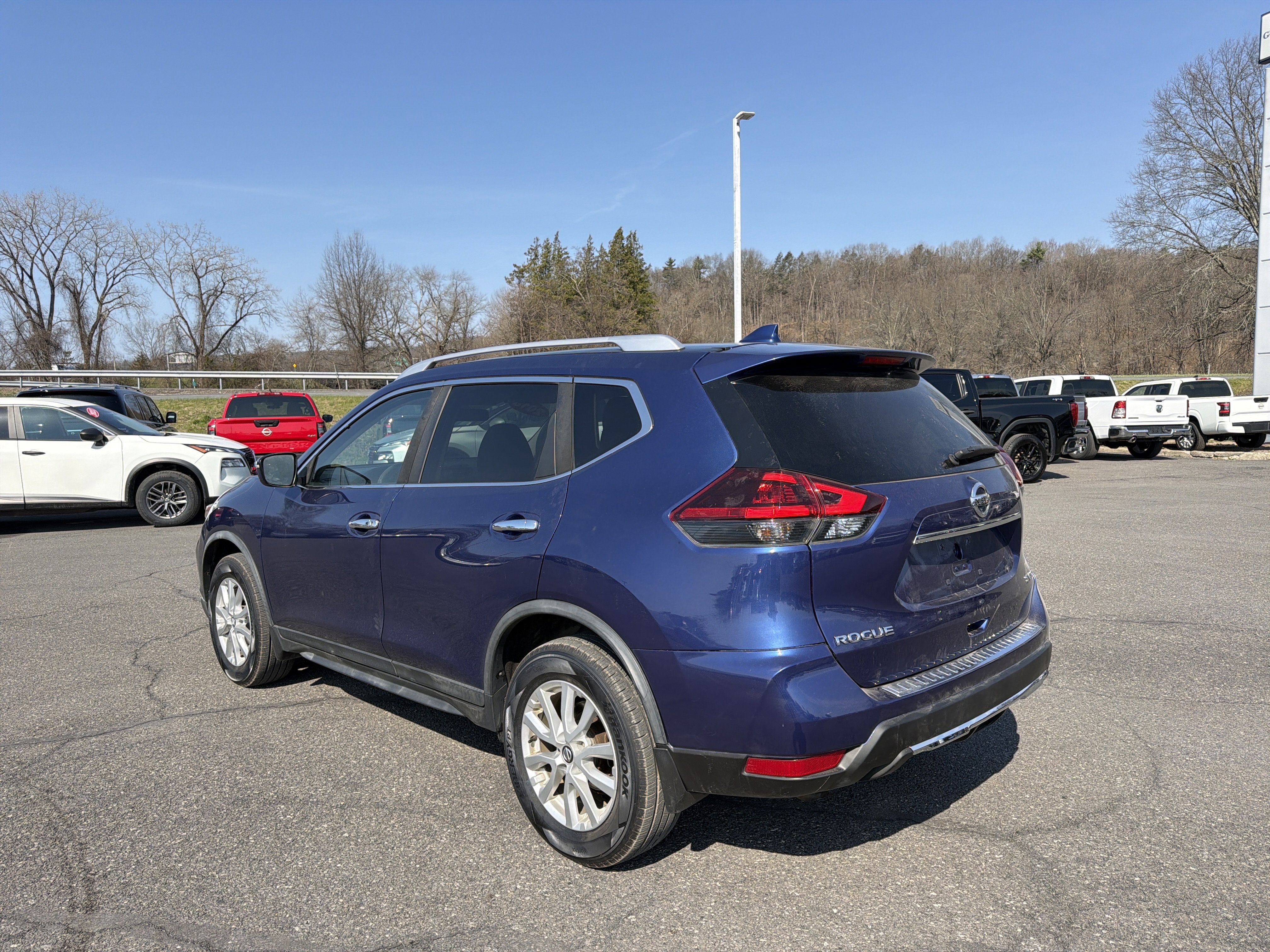 2018 Nissan Rogue SV