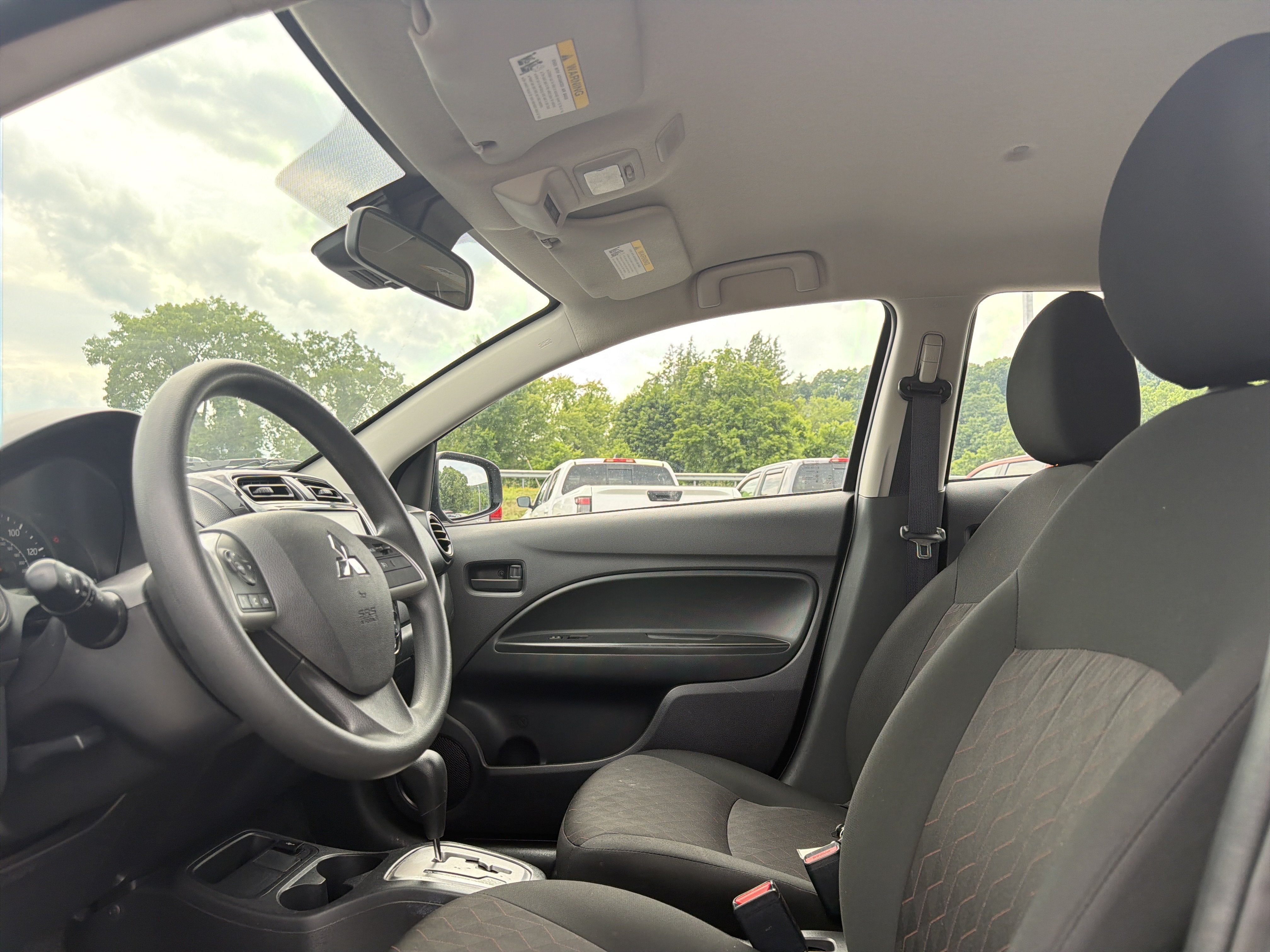 2024 Mitsubishi Mirage ES