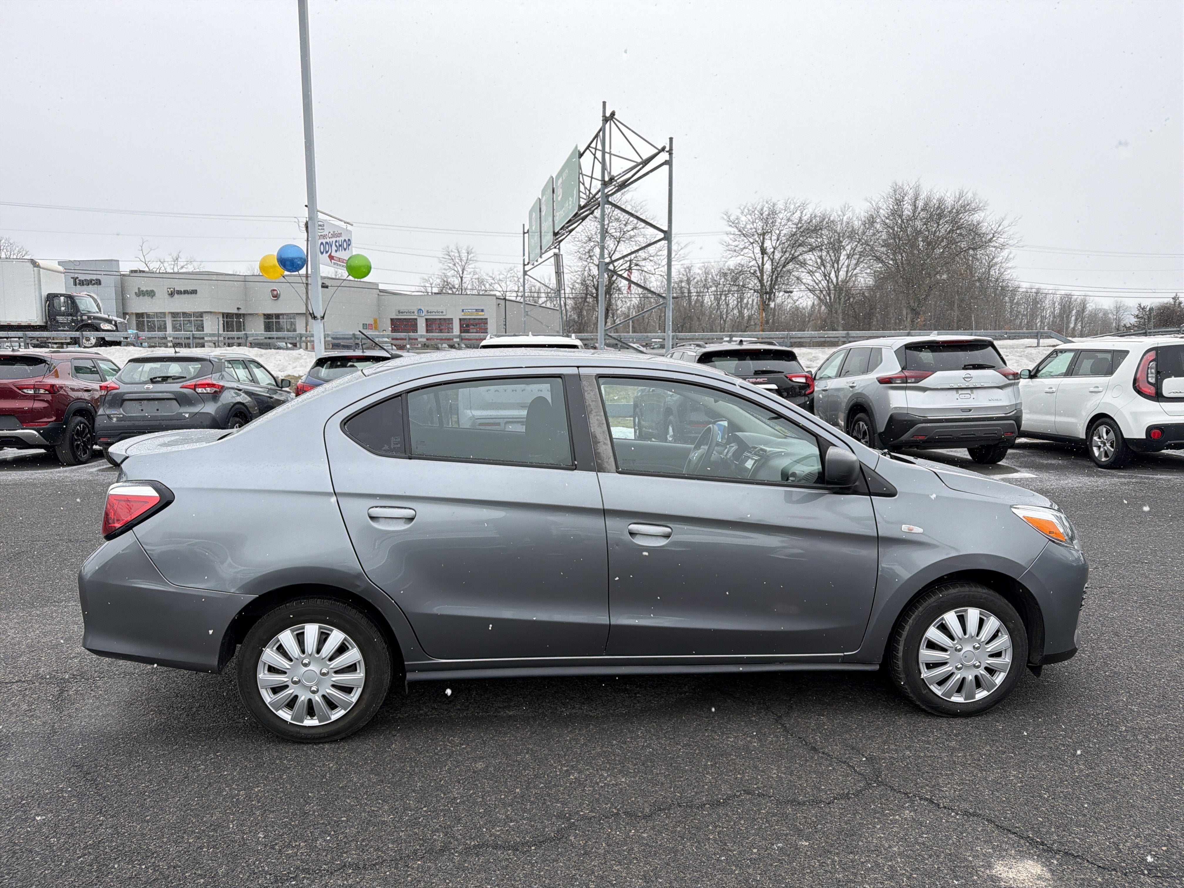 2023 Mitsubishi Mirage G4 ES