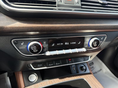 2024 Audi Q5 45 S line Premium quattro