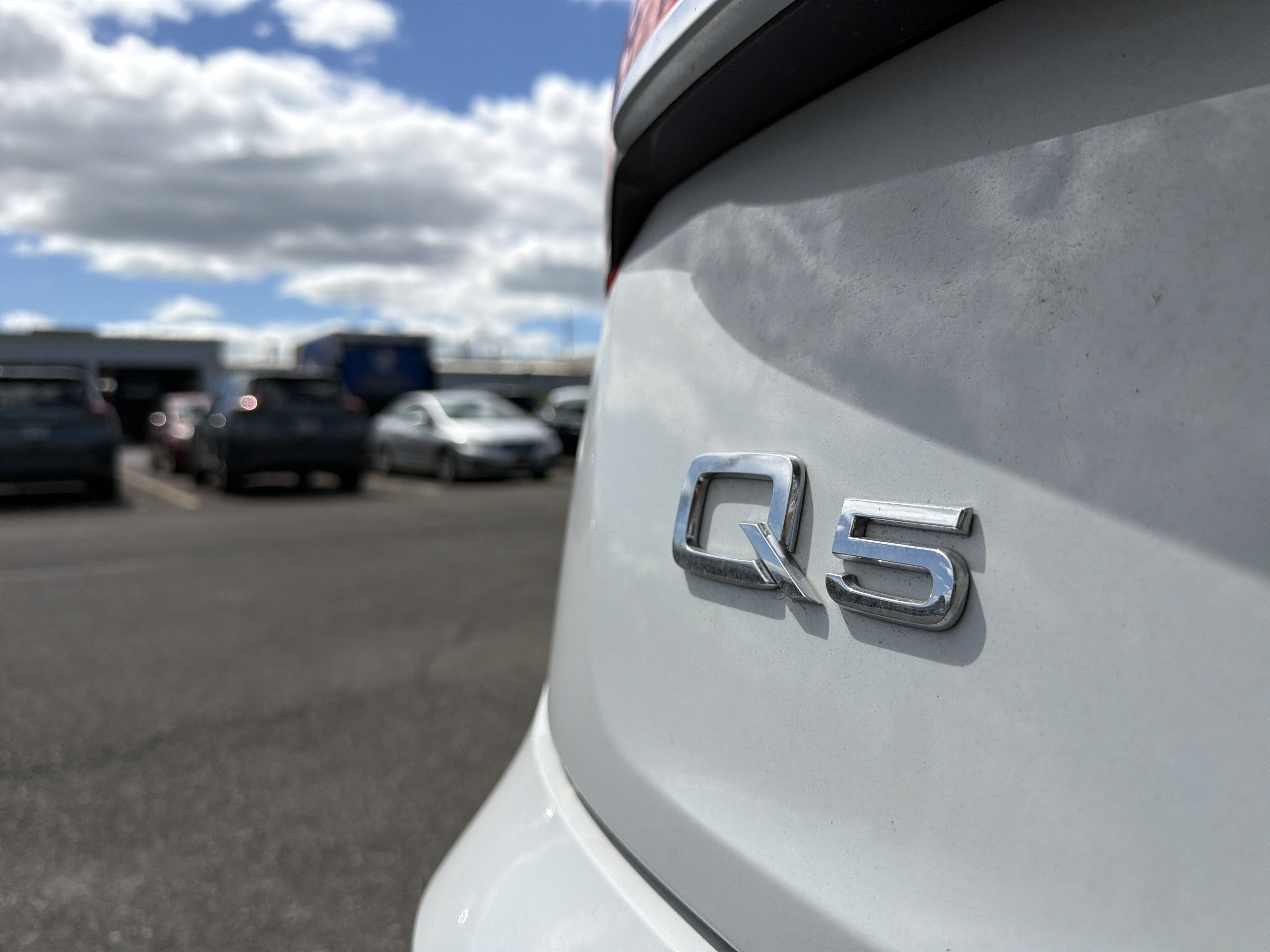 2024 Audi Q5 45 S line Premium quattro