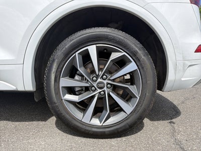 2024 Audi Q5 45 S line Premium quattro