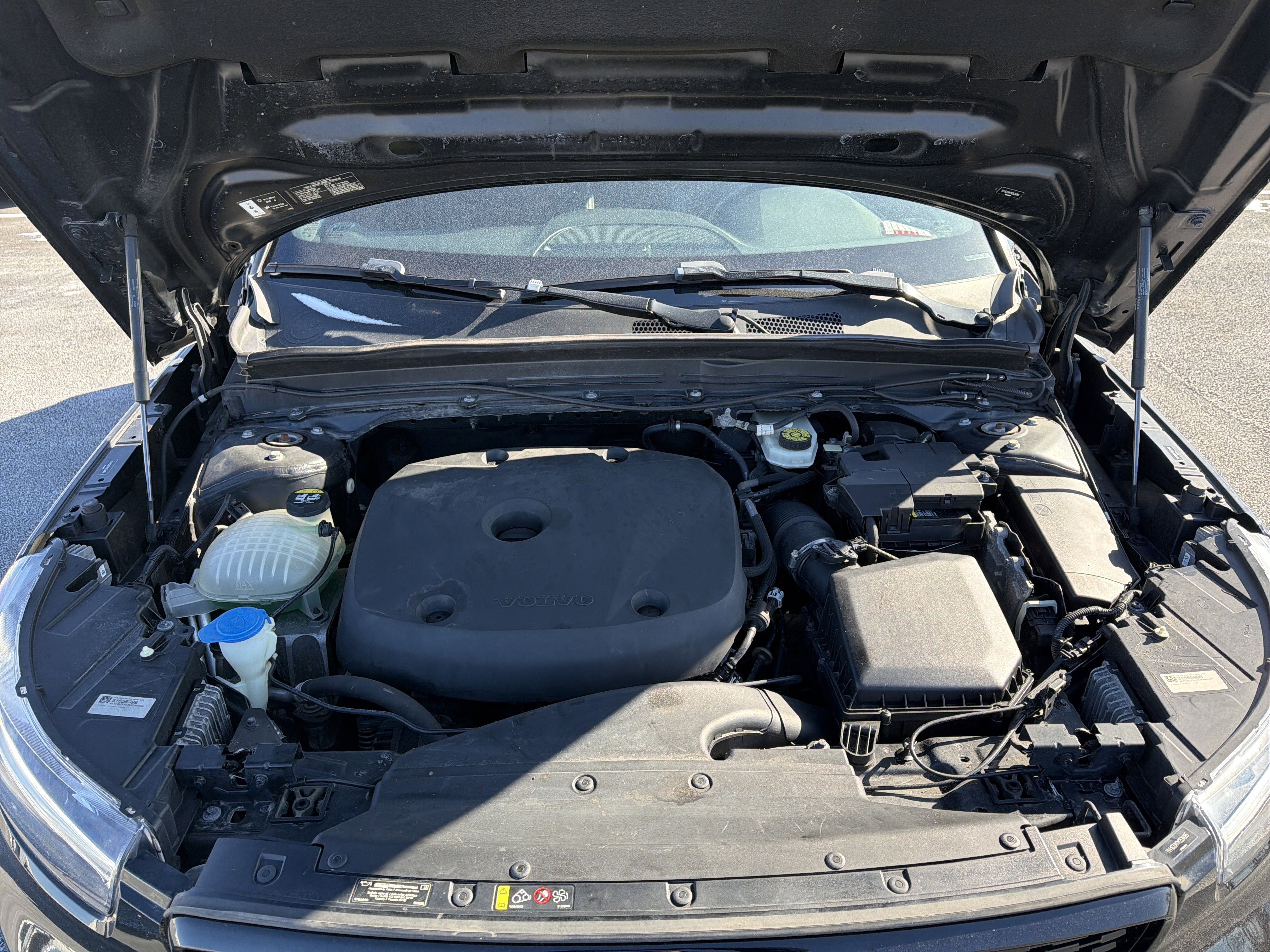 2021 Volvo XC40 R-Design