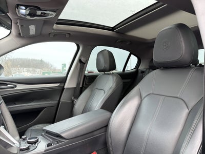 2018 Alfa Romeo Stelvio Base