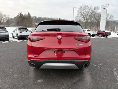 2018 Alfa Romeo Stelvio Base