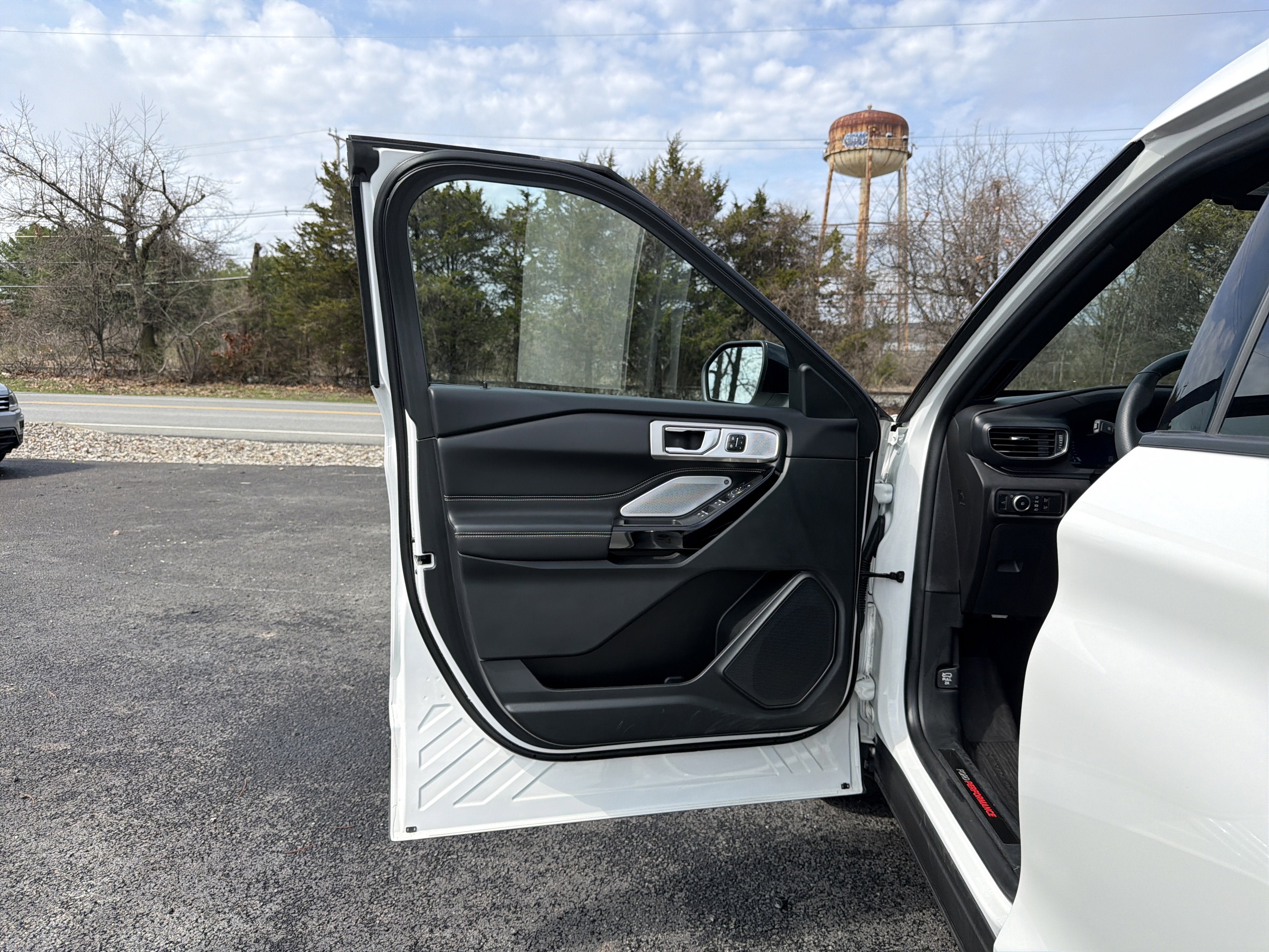 2024 Ford Explorer ST