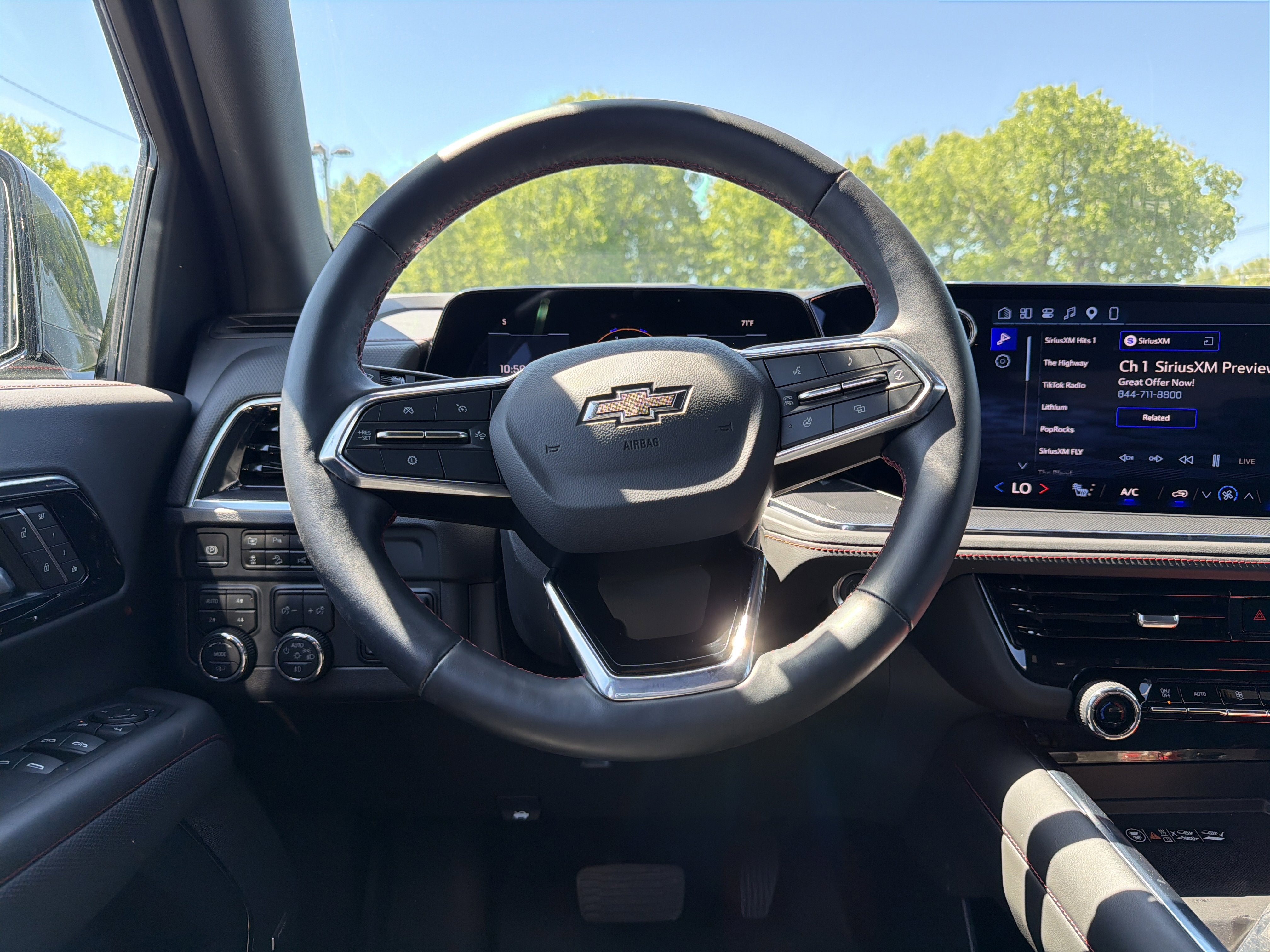 2025 Chevrolet Tahoe RST