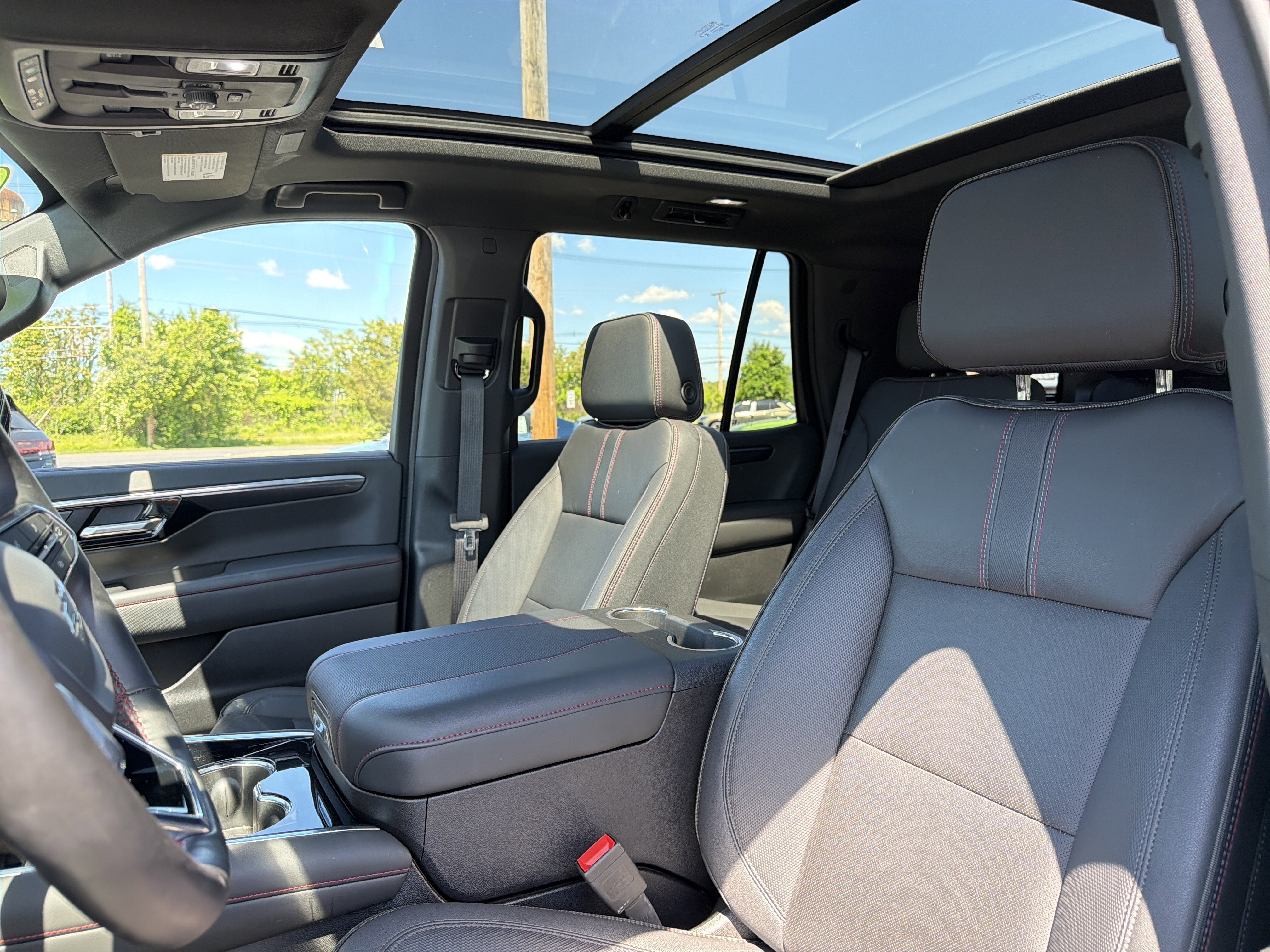 2025 Chevrolet Tahoe RST