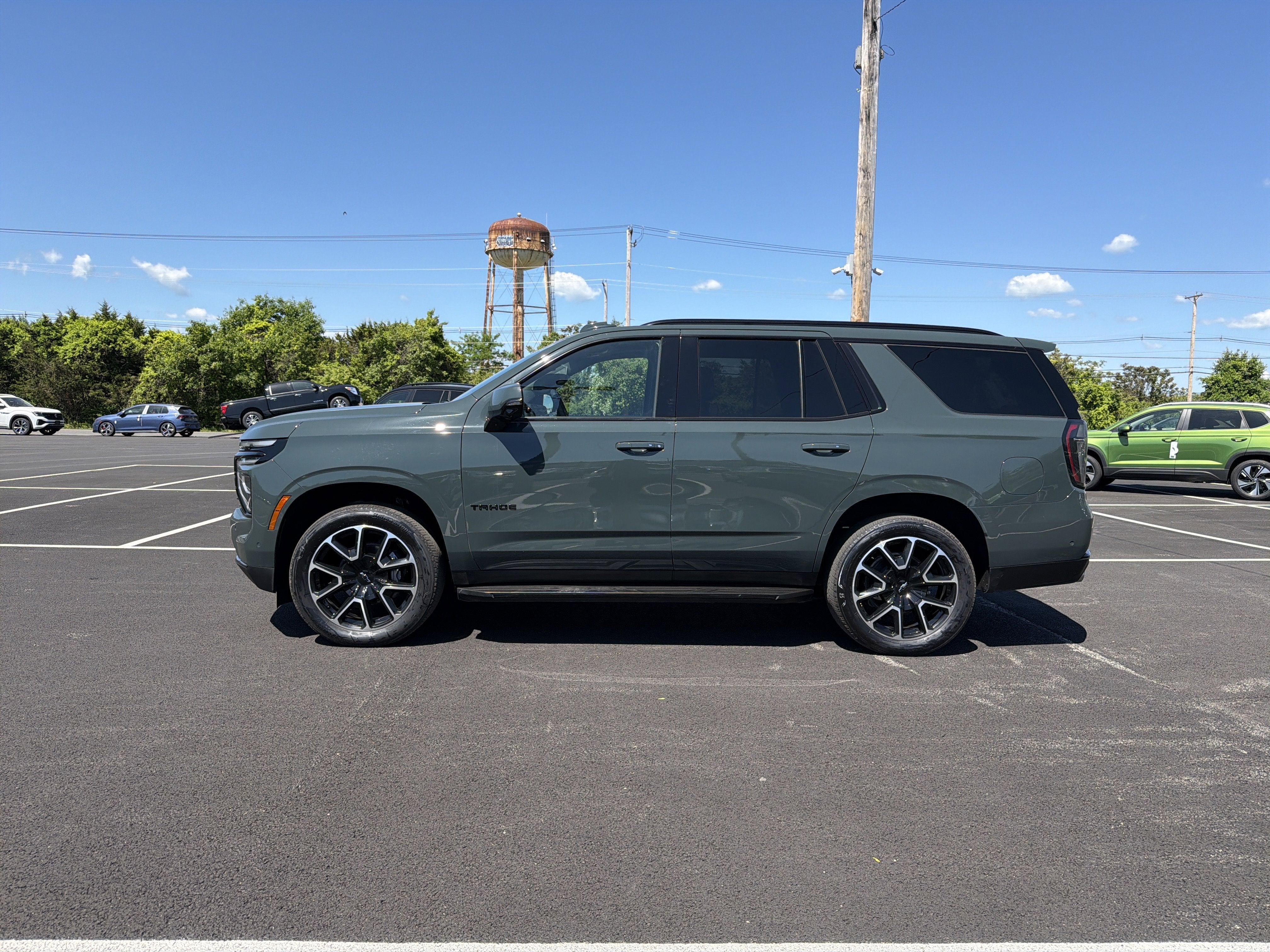 2025 Chevrolet Tahoe RST