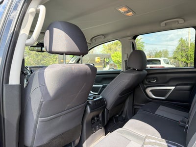 2021 Nissan Titan SV