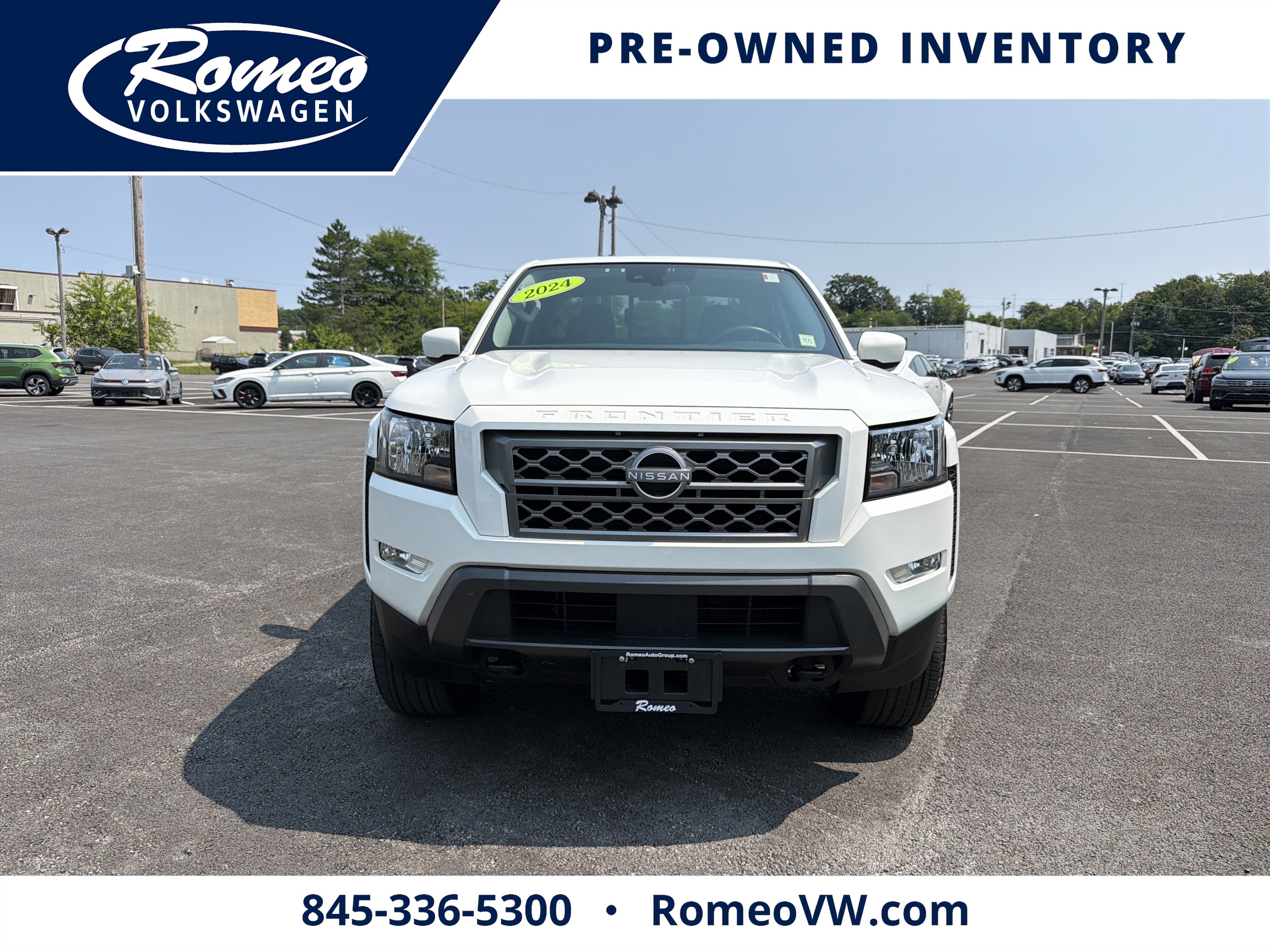 2024 Nissan Frontier SV