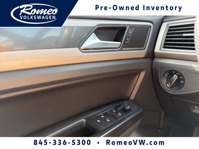 2020 Volkswagen Atlas Cross Sport 3.6L V6 SE w/Technology R-Line 4Motion