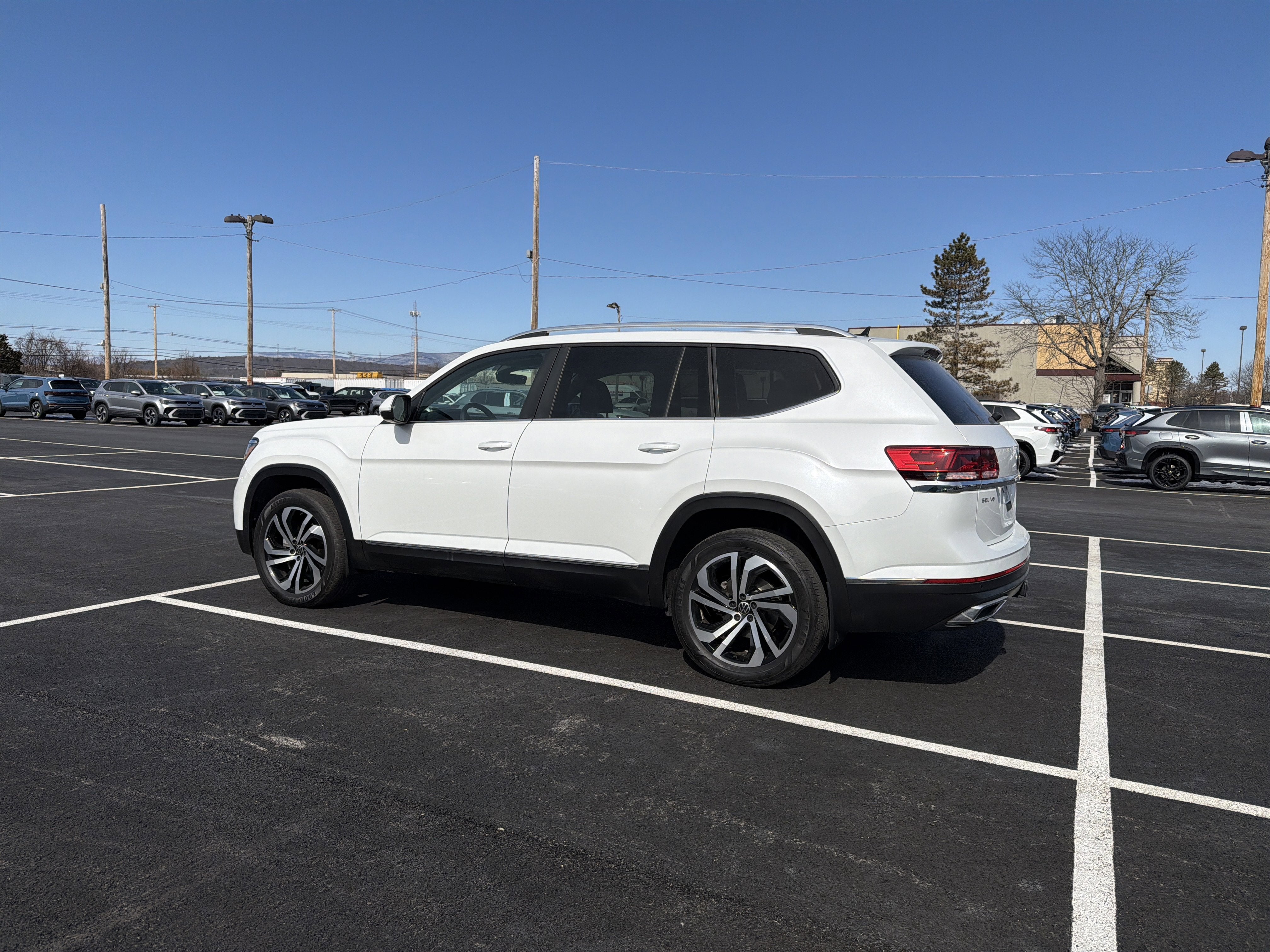 2023 Volkswagen Atlas SEL