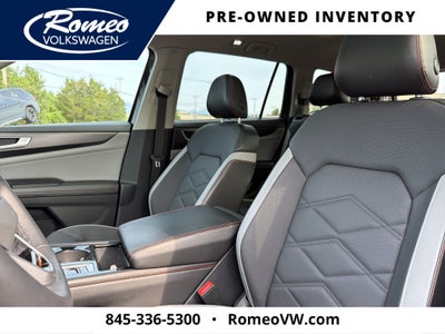 2024 Volkswagen Atlas 2.0T Peak Edition SE w/Technology